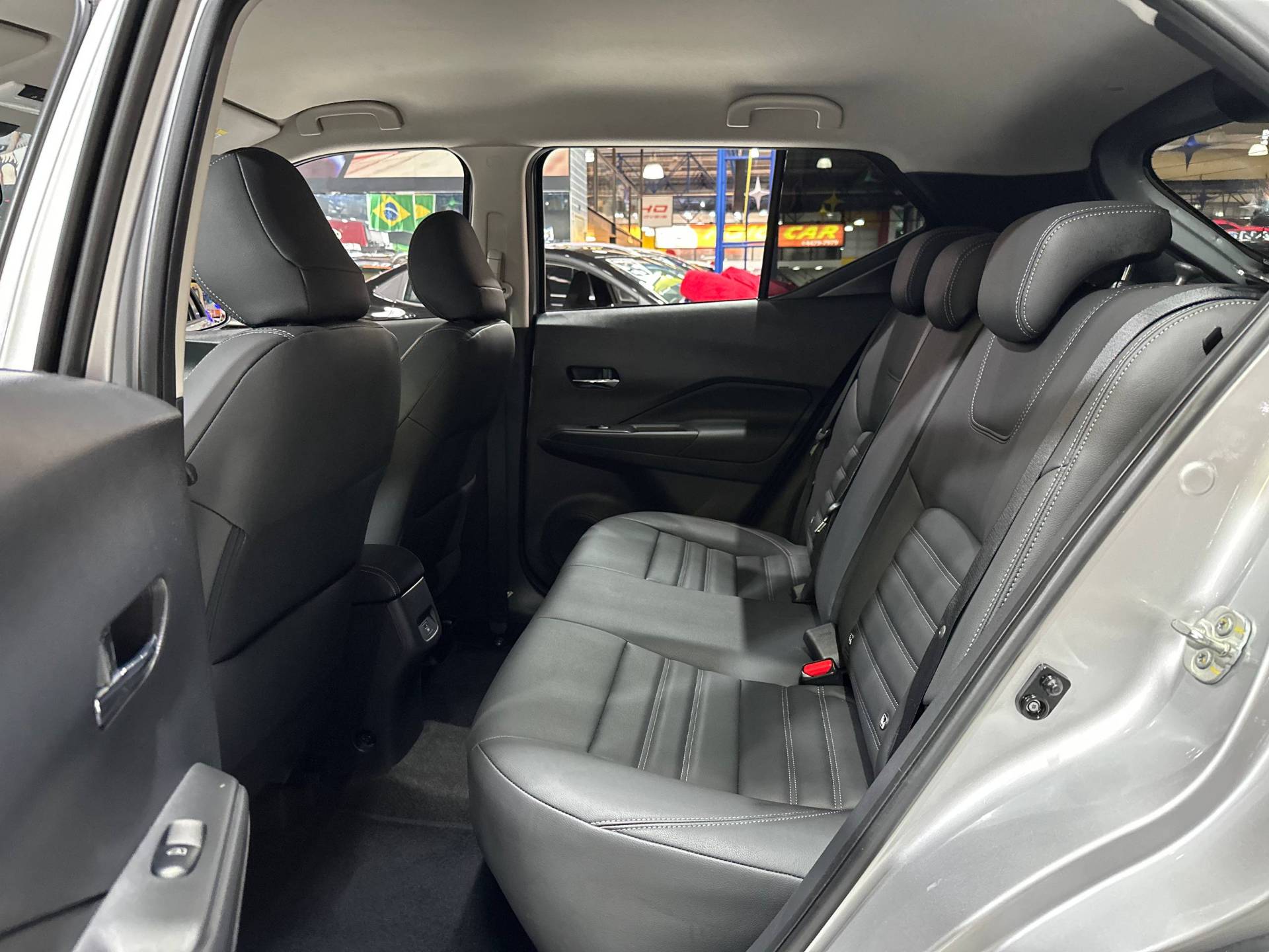 NISSAN KICKS PLAY