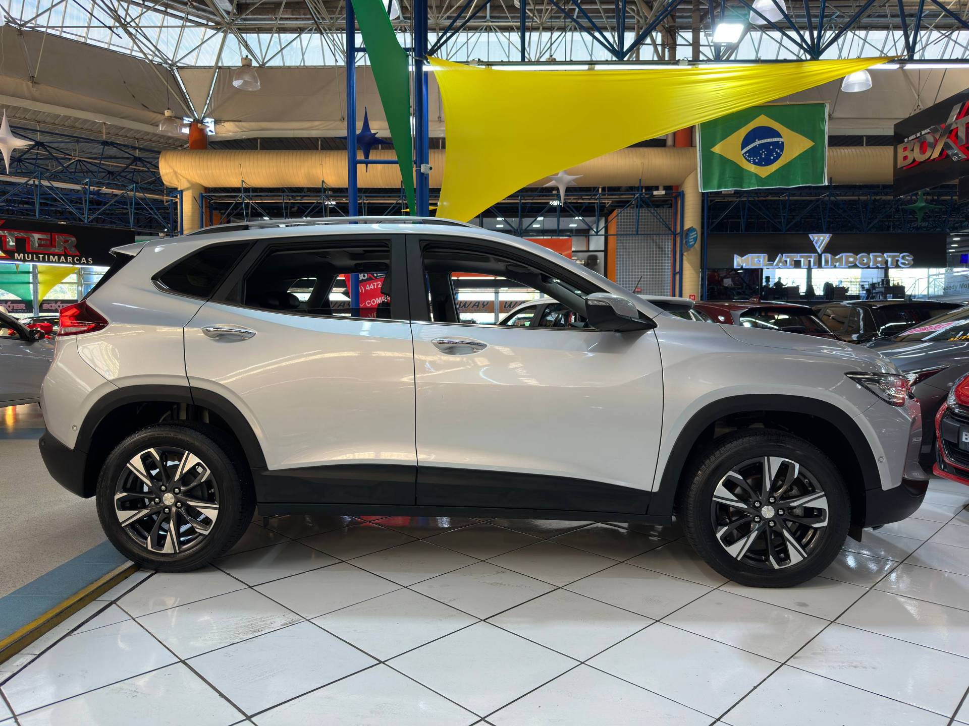 CHEVROLET TRACKER