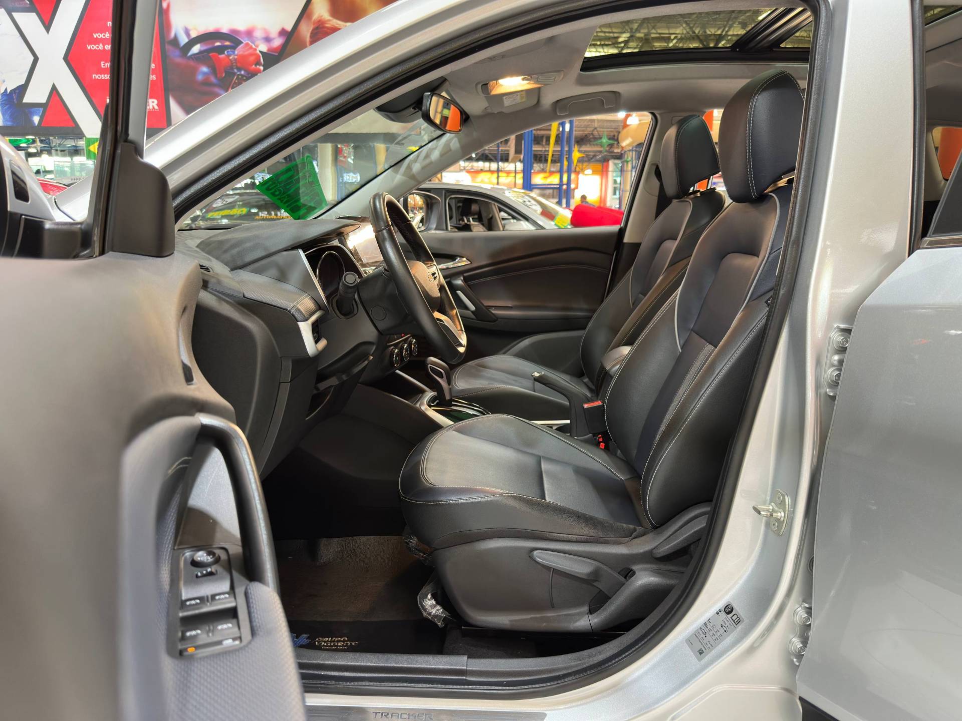 CHEVROLET TRACKER