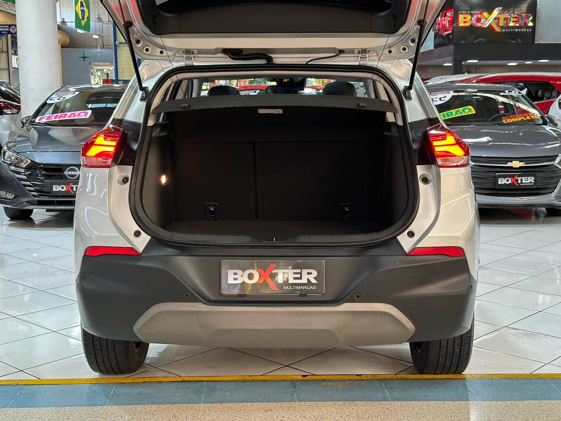 CHEVROLET TRACKER