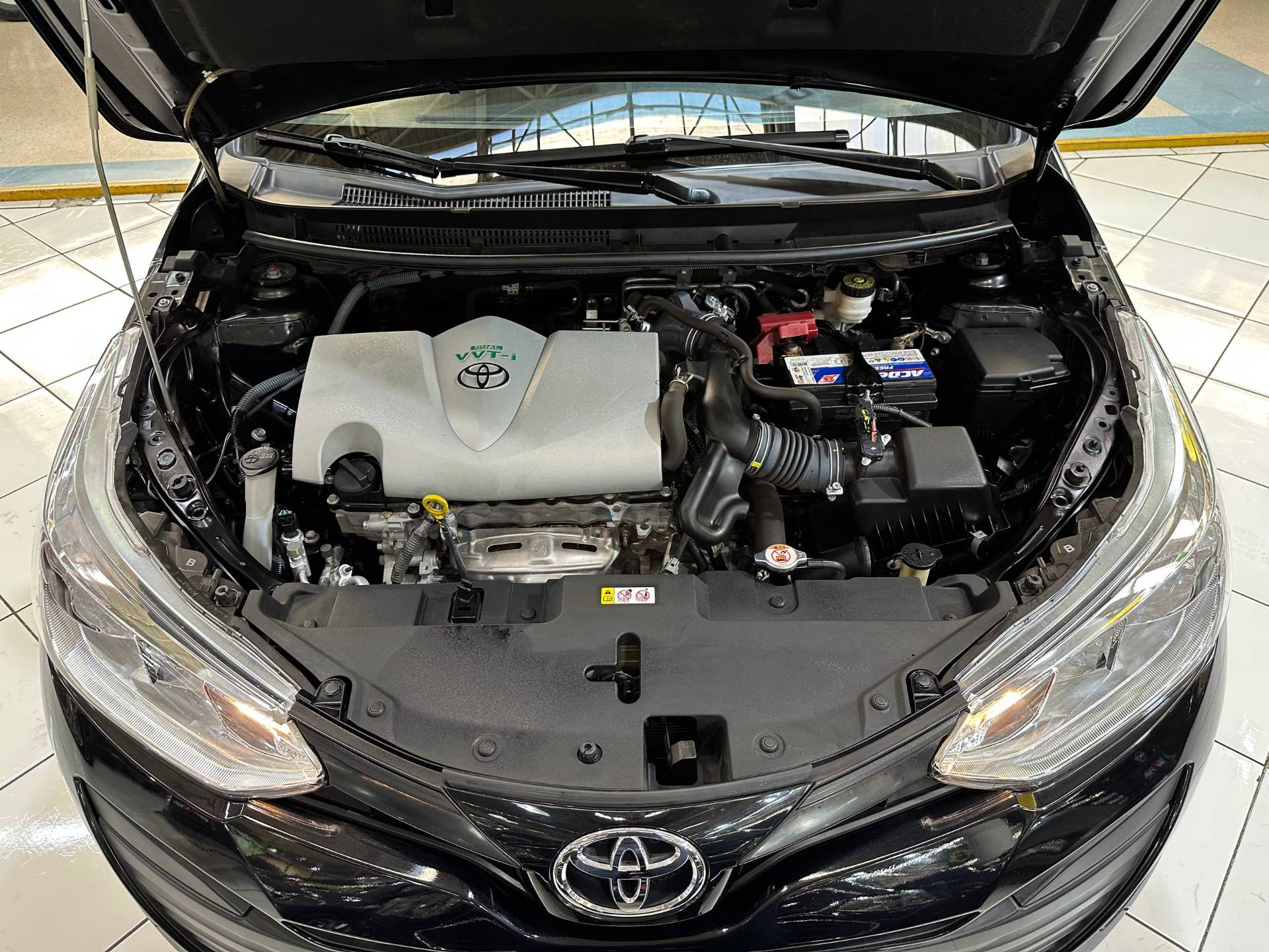 TOYOTA YARIS