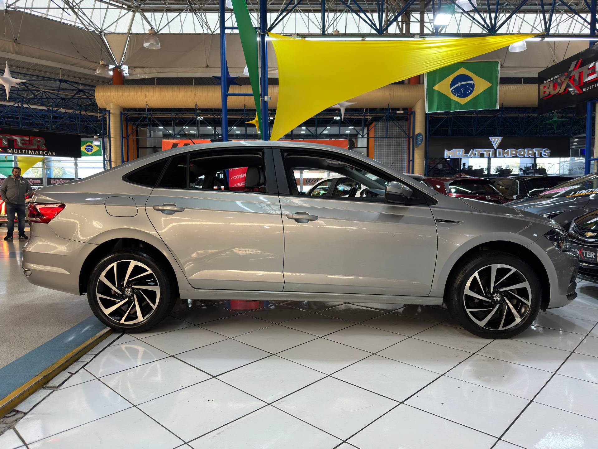 VOLKSWAGEN VIRTUS