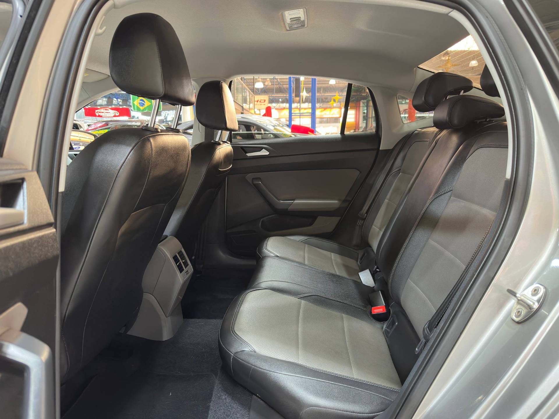 VOLKSWAGEN VIRTUS