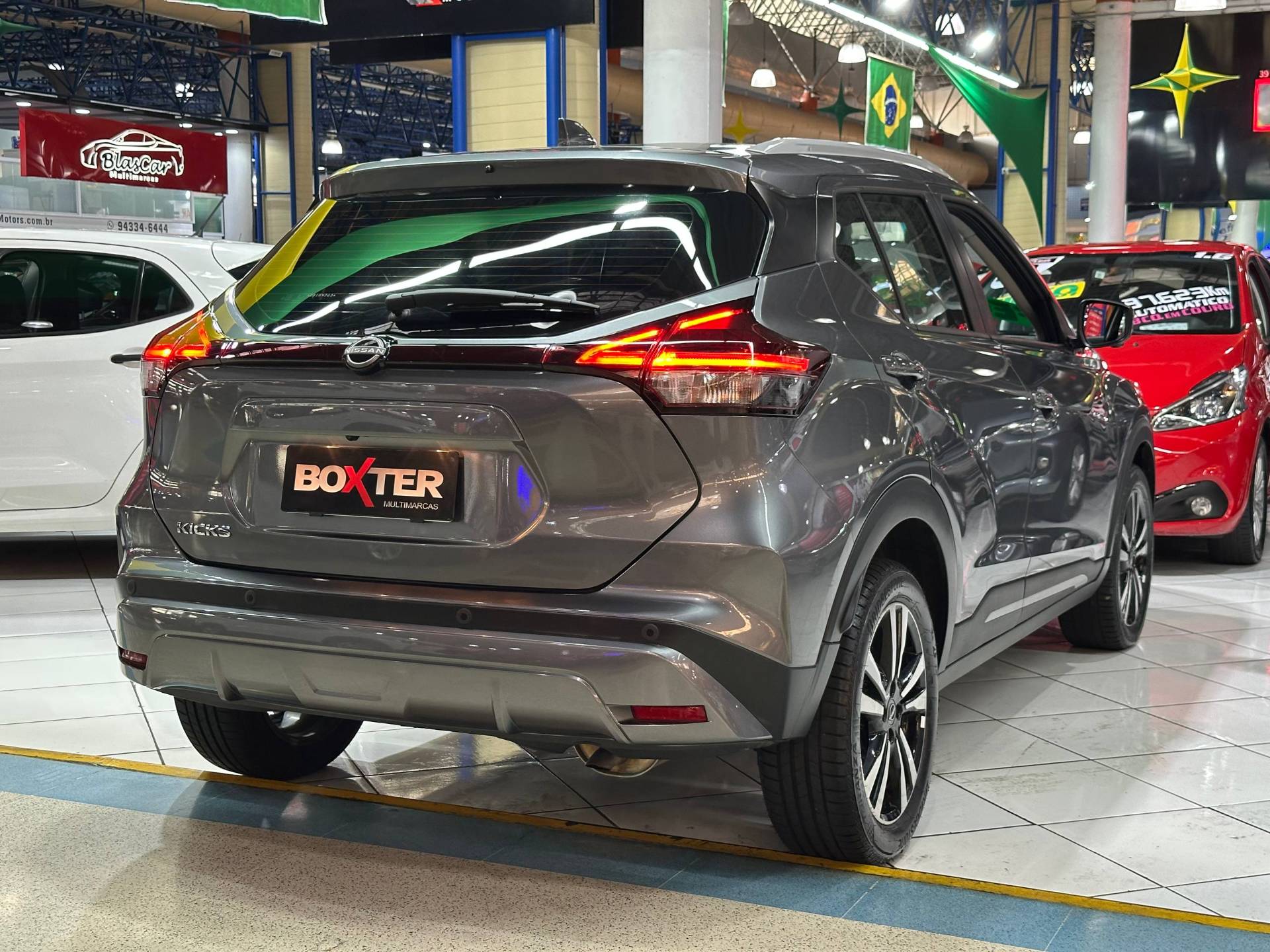 NISSAN KICKS