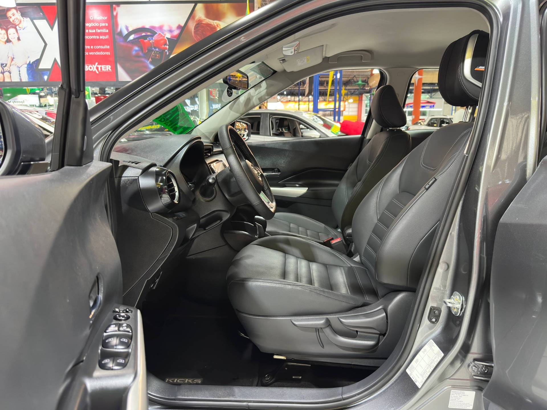 NISSAN KICKS