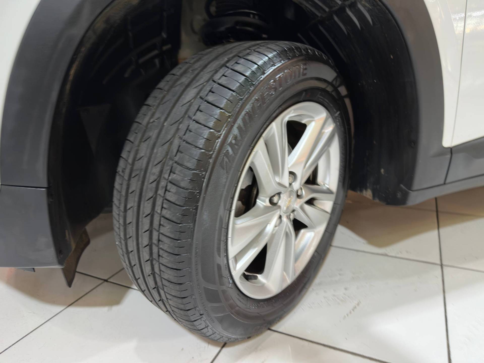 CHEVROLET TRACKER
