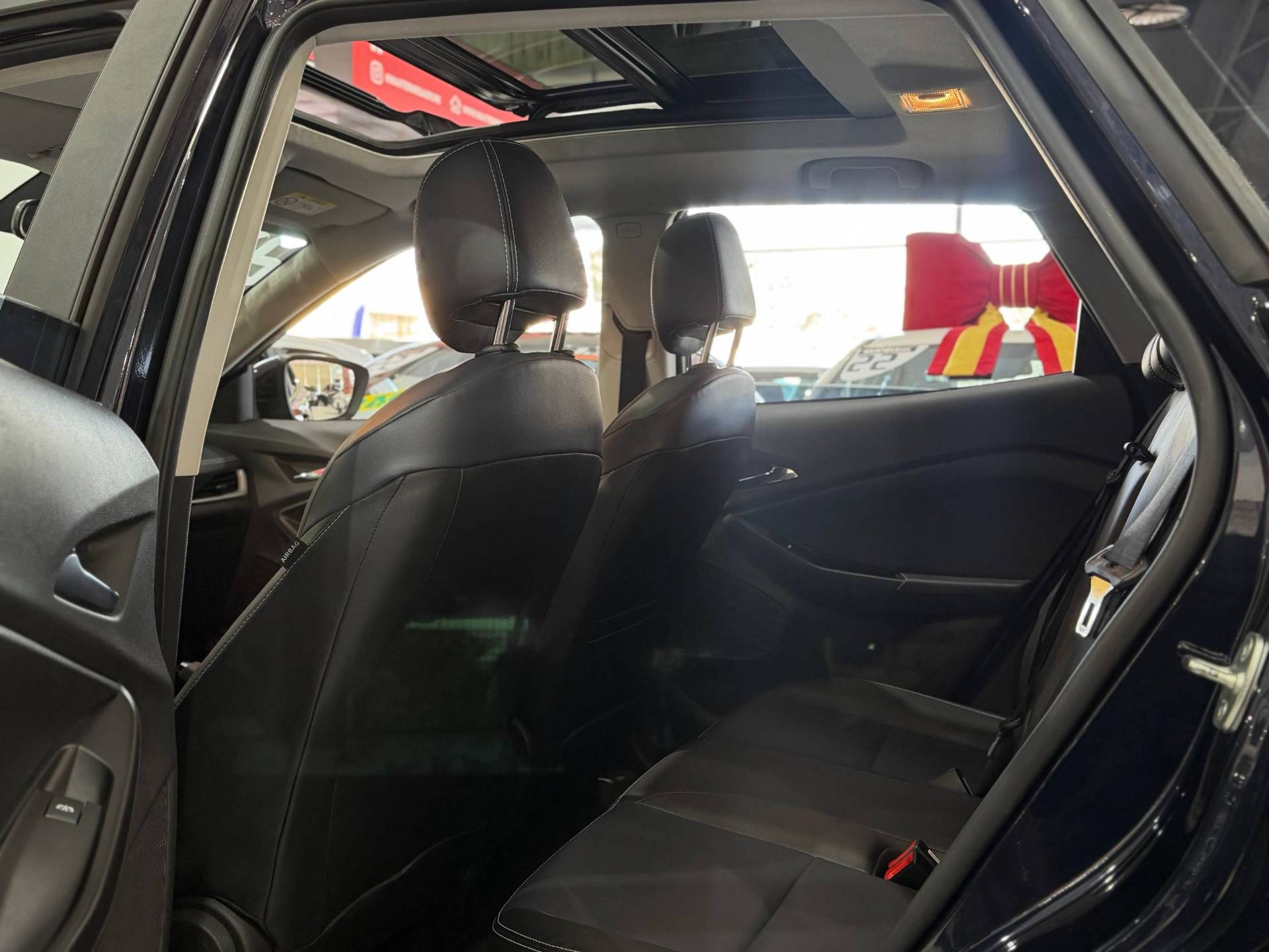 CHEVROLET TRACKER