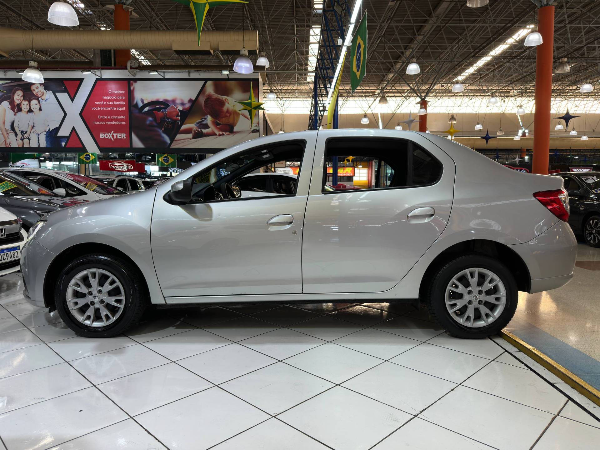 RENAULT LOGAN