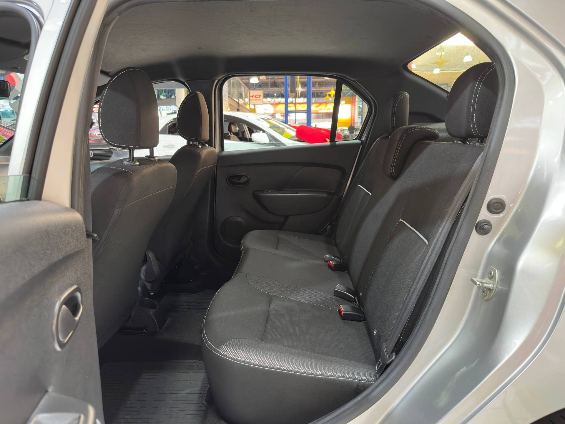 RENAULT LOGAN
