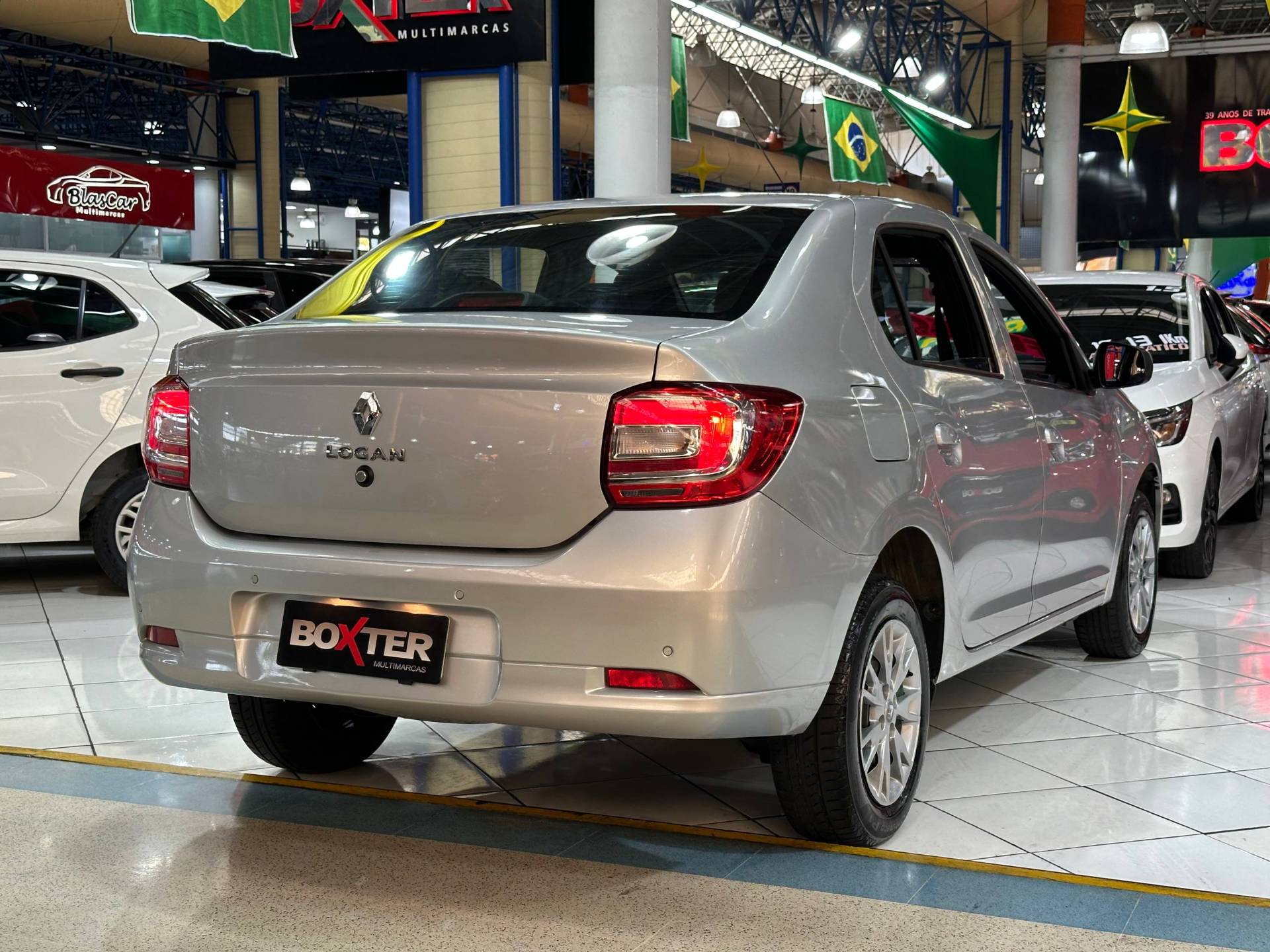 RENAULT LOGAN