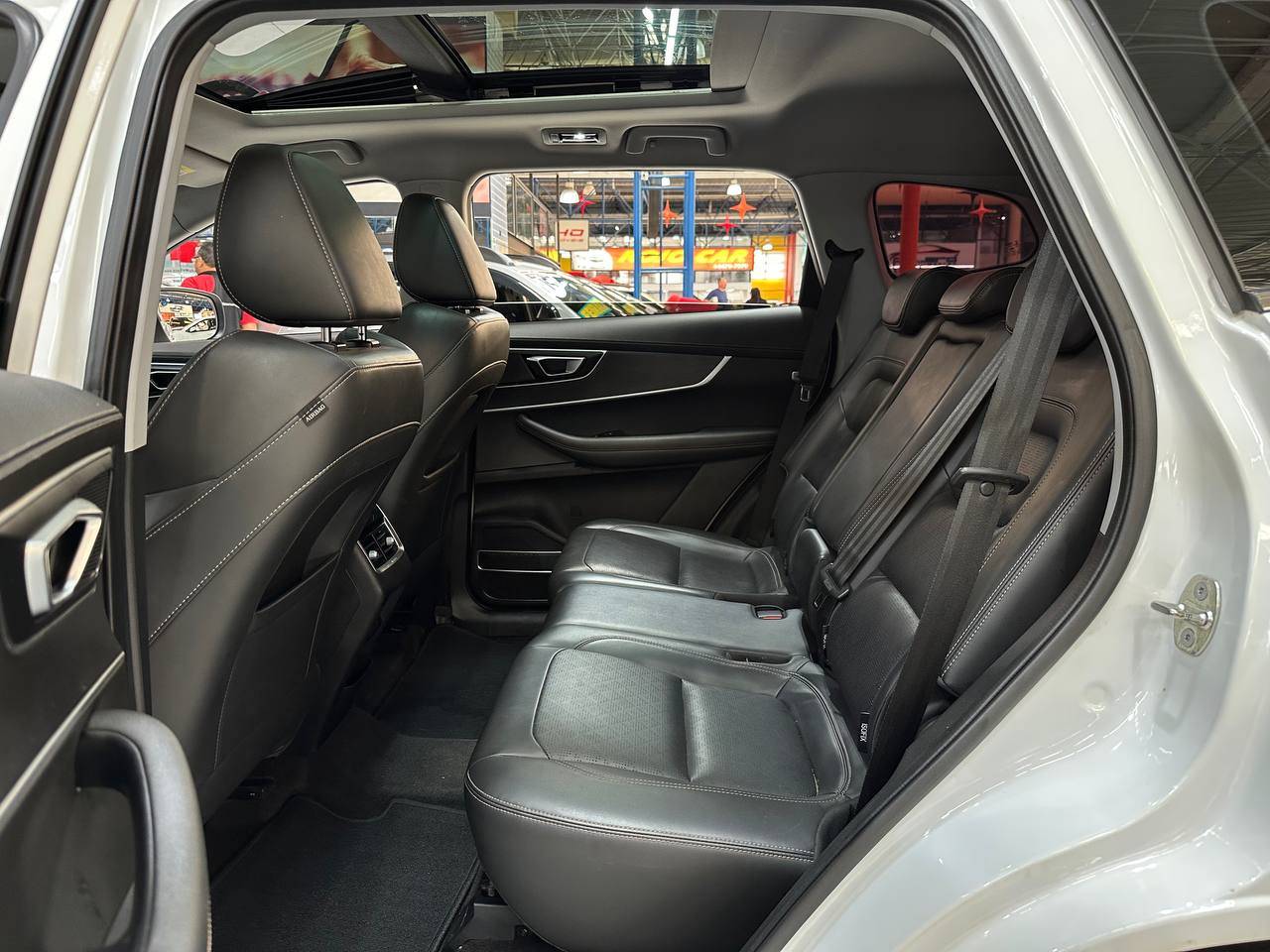 CHERY TIGGO 8
