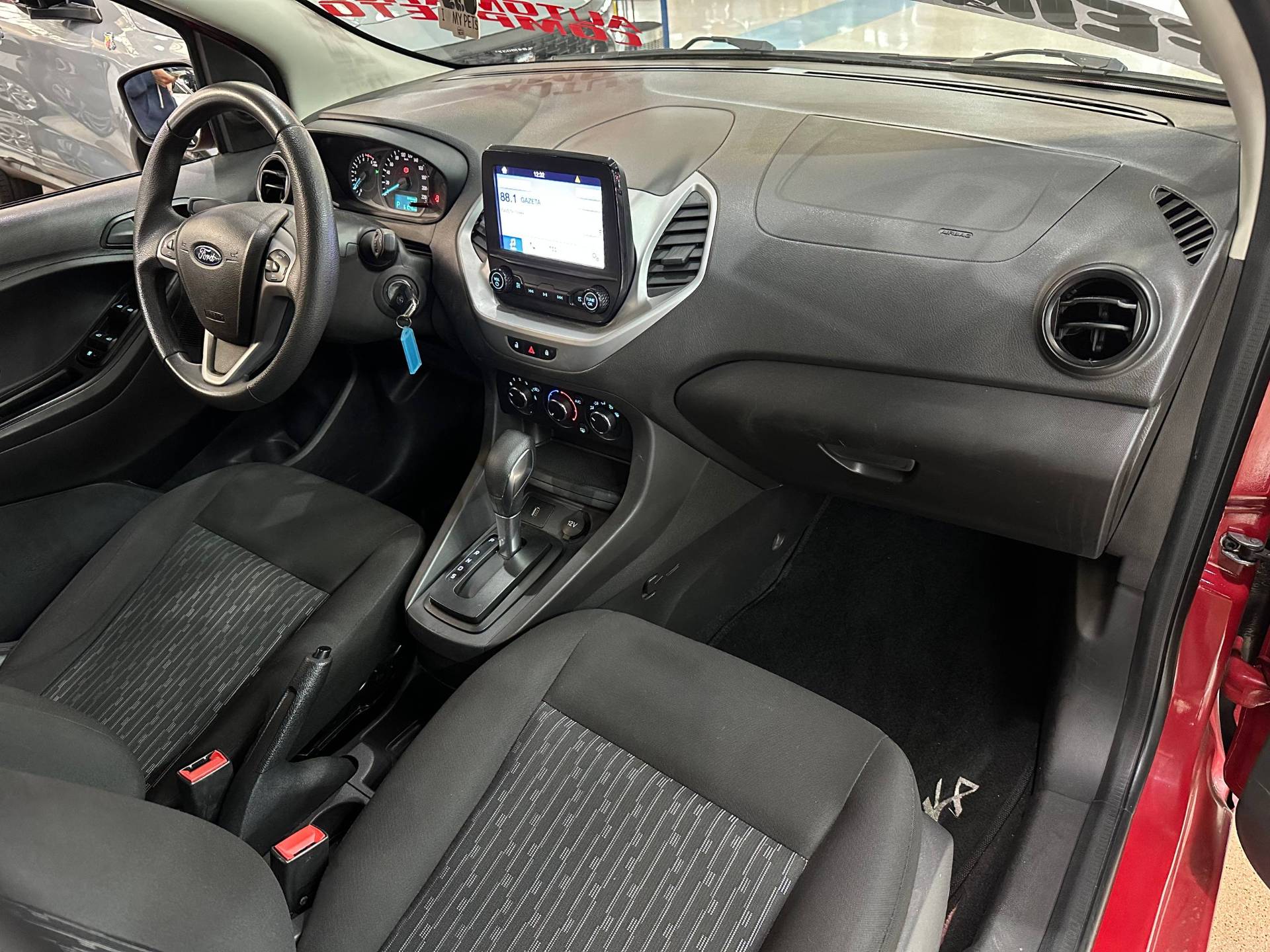 FORD KA