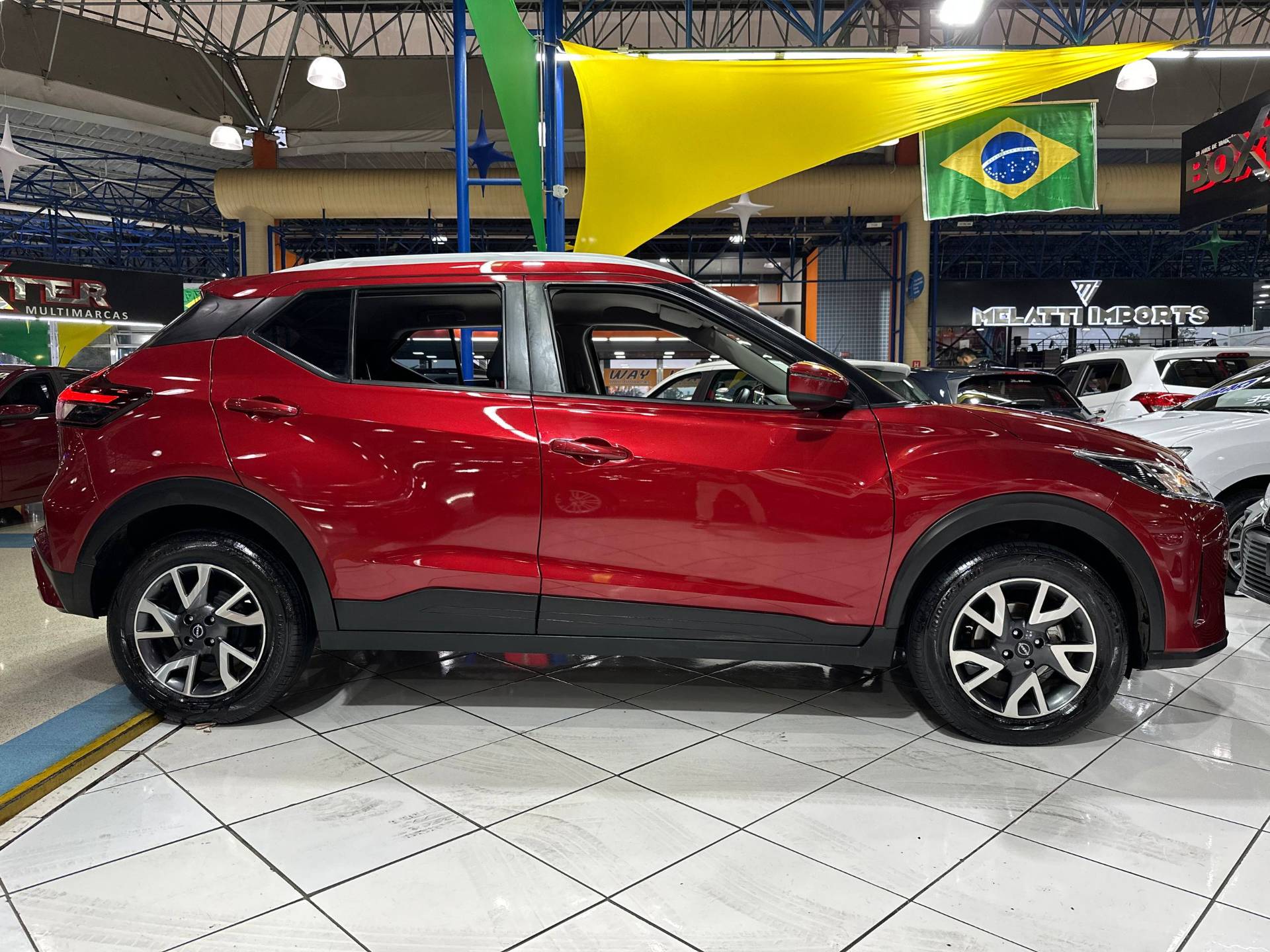 NISSAN KICKS