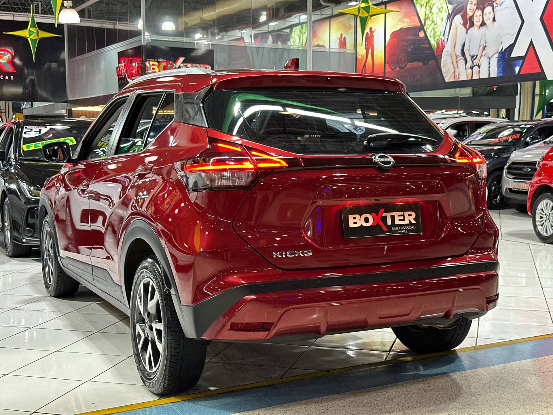 NISSAN KICKS