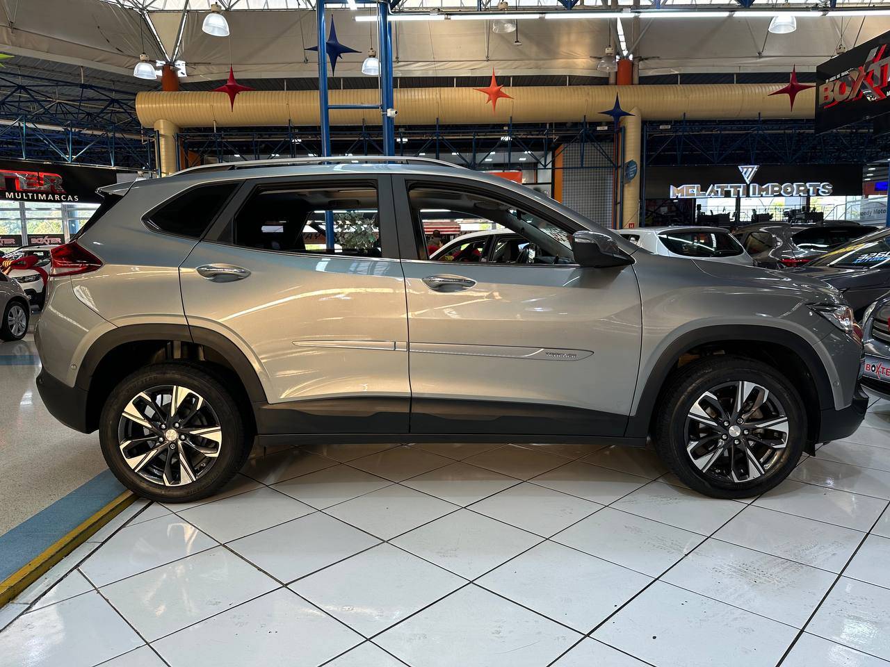 CHEVROLET TRACKER