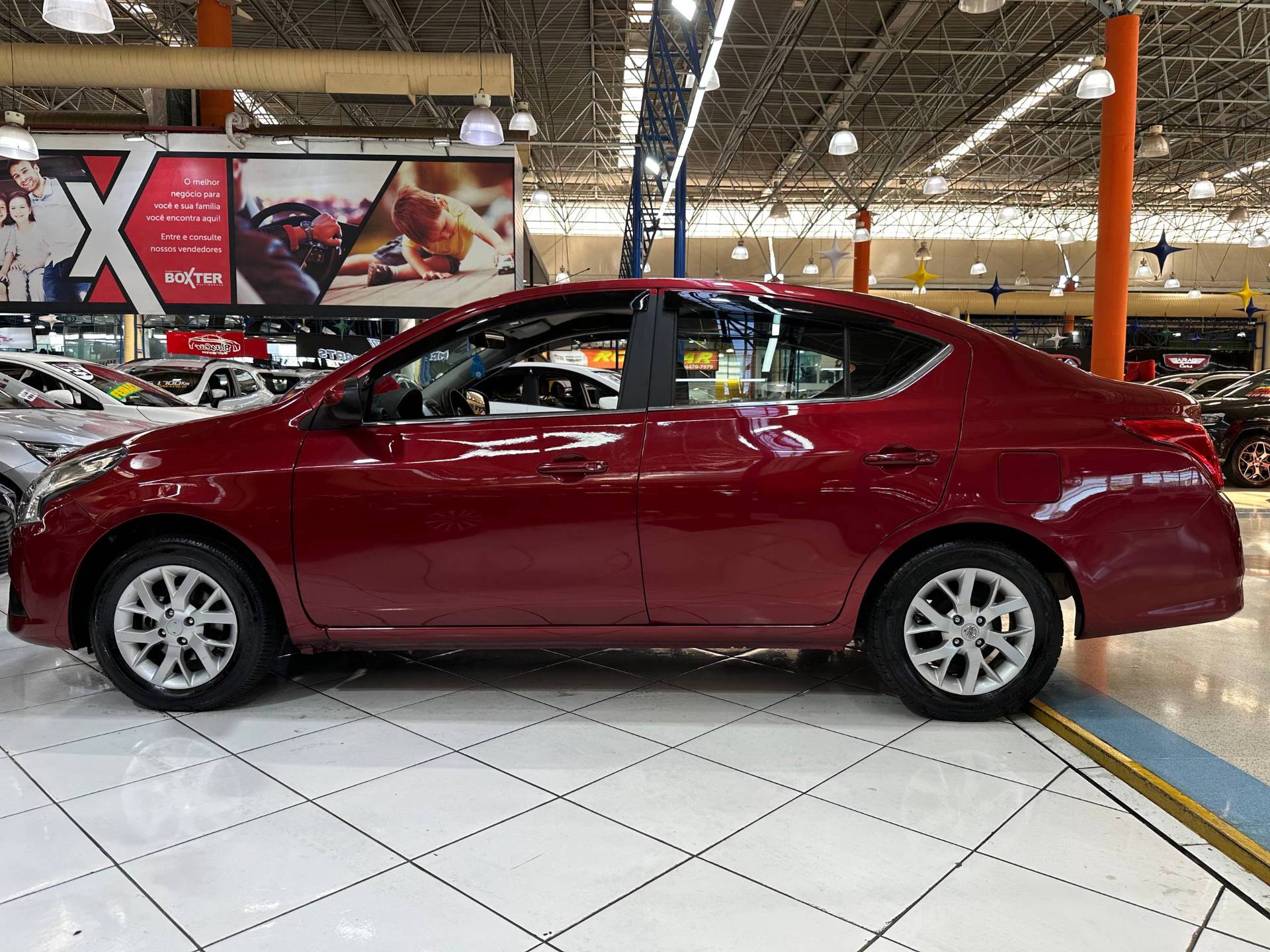 NISSAN VERSA