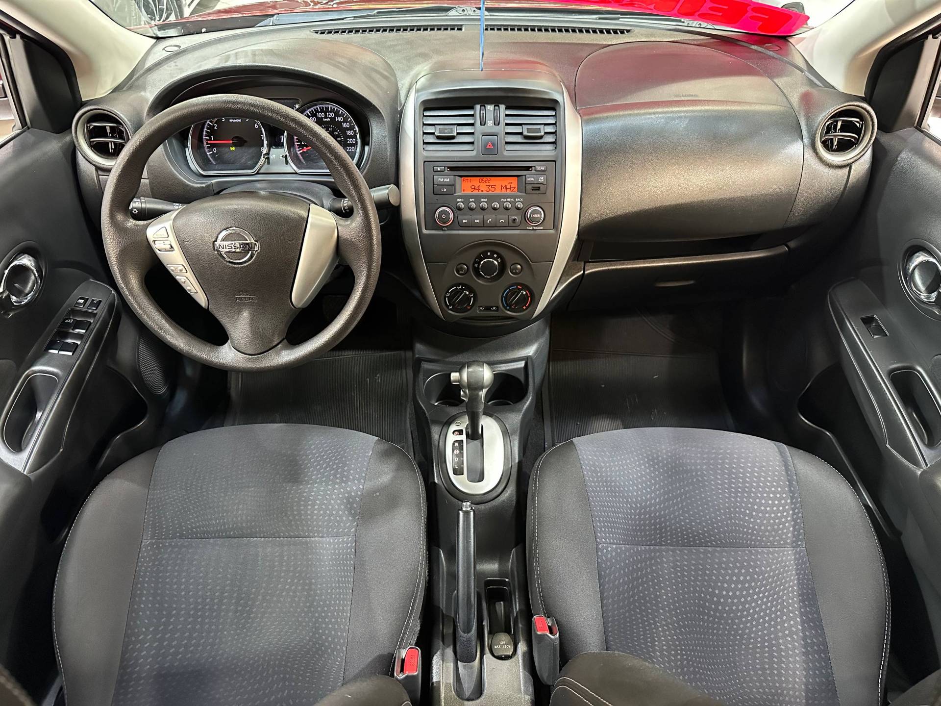 NISSAN VERSA
