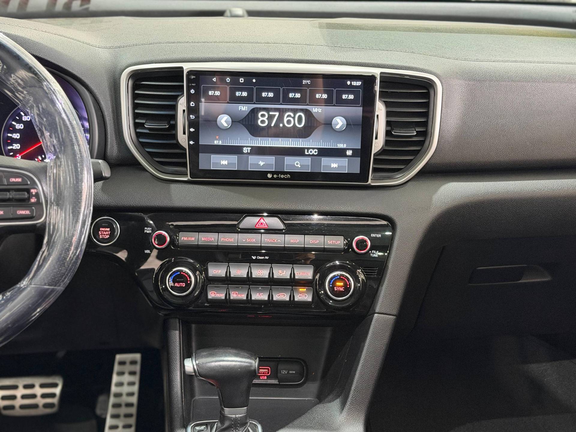 KIA SPORTAGE
