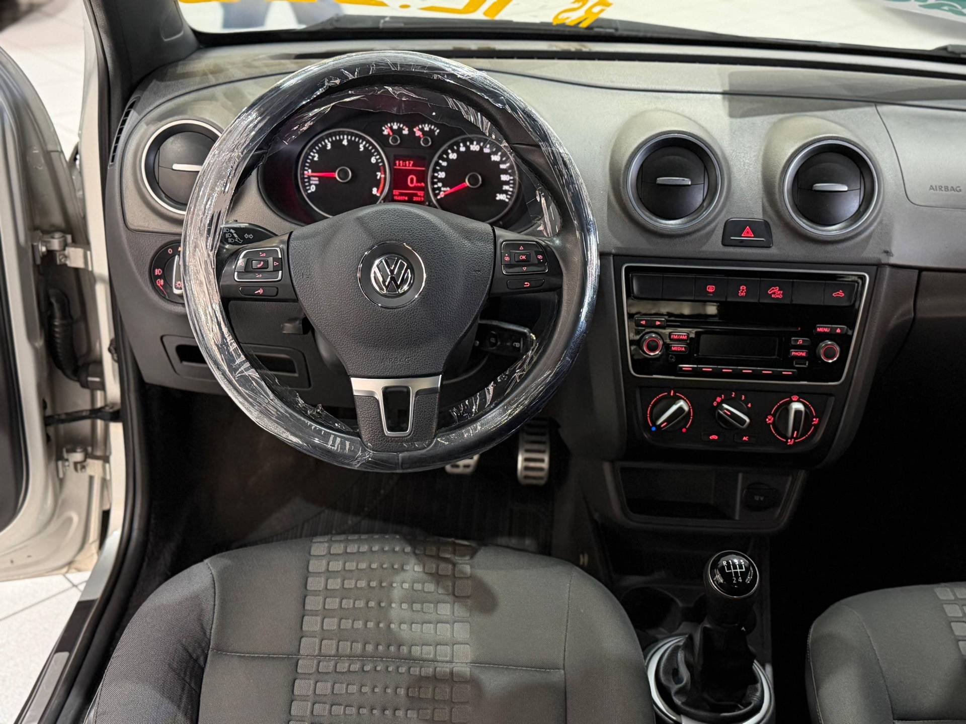 VOLKSWAGEN SAVEIRO