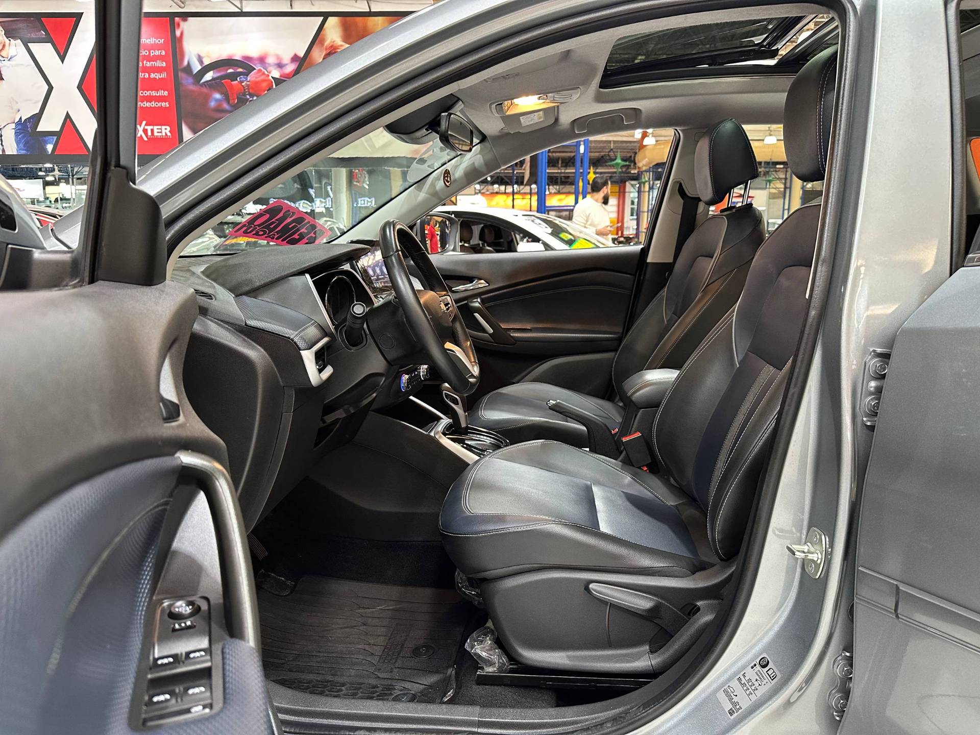 CHEVROLET TRACKER