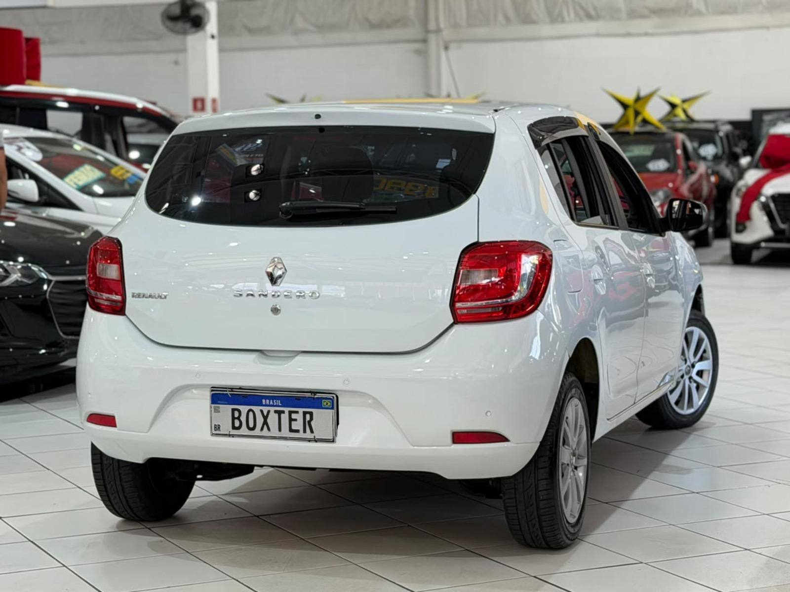 RENAULT SANDERO