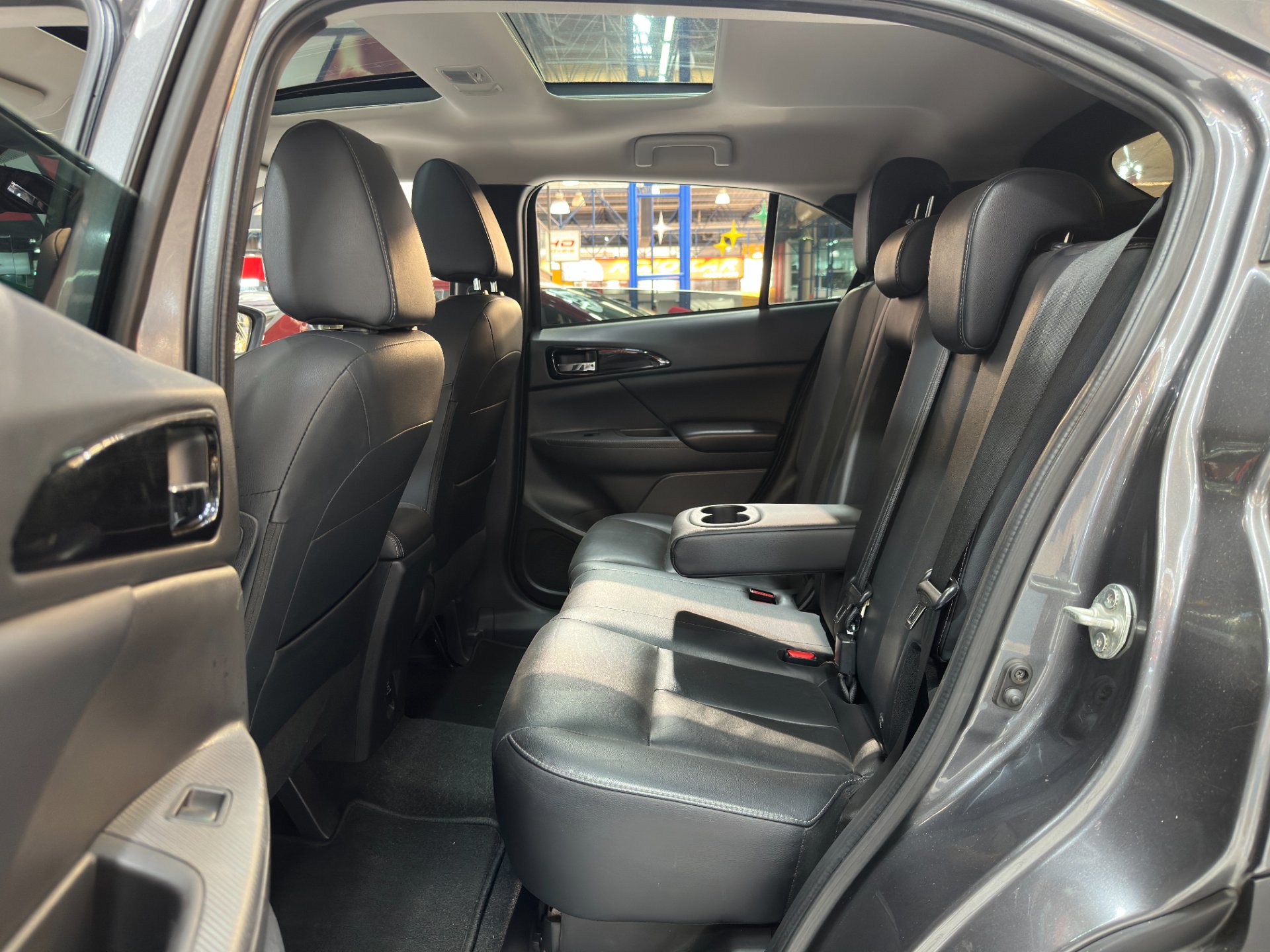 MITSUBISHI ECLIPSE CROSS