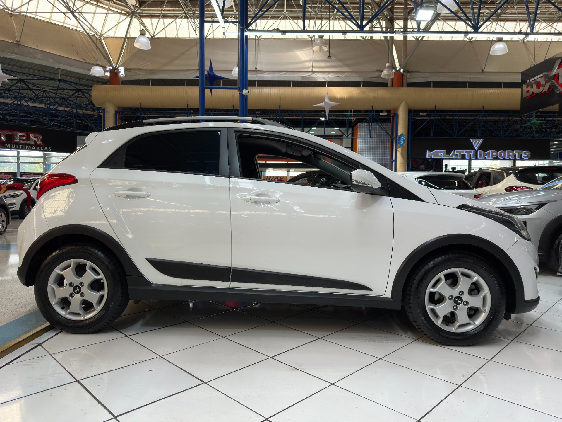 HYUNDAI HB20X