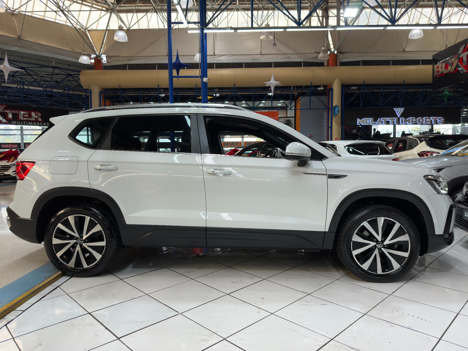 VOLKSWAGEN TAOS
