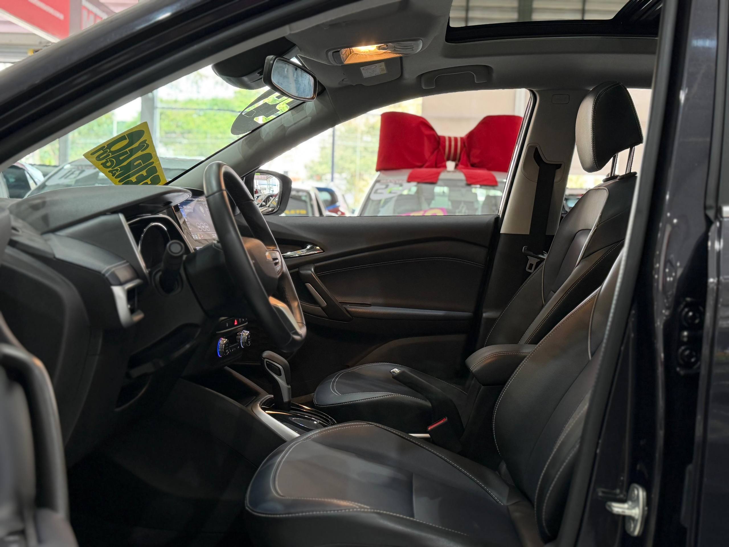 CHEVROLET TRACKER