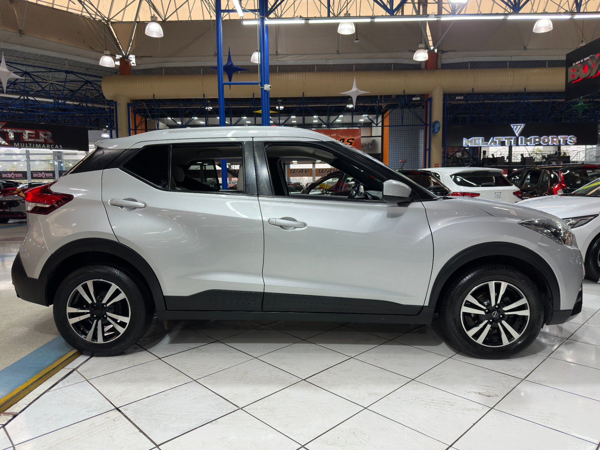 NISSAN KICKS