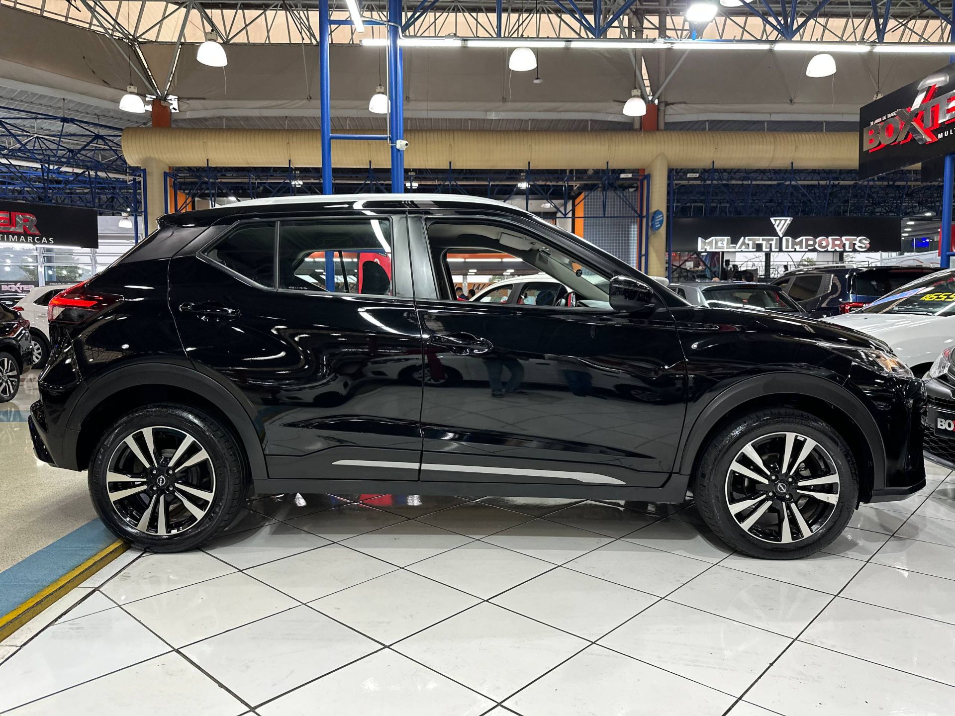 NISSAN KICKS