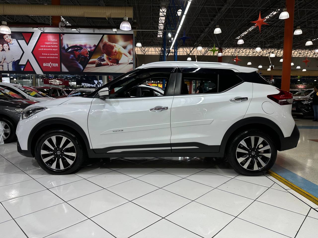NISSAN KICKS