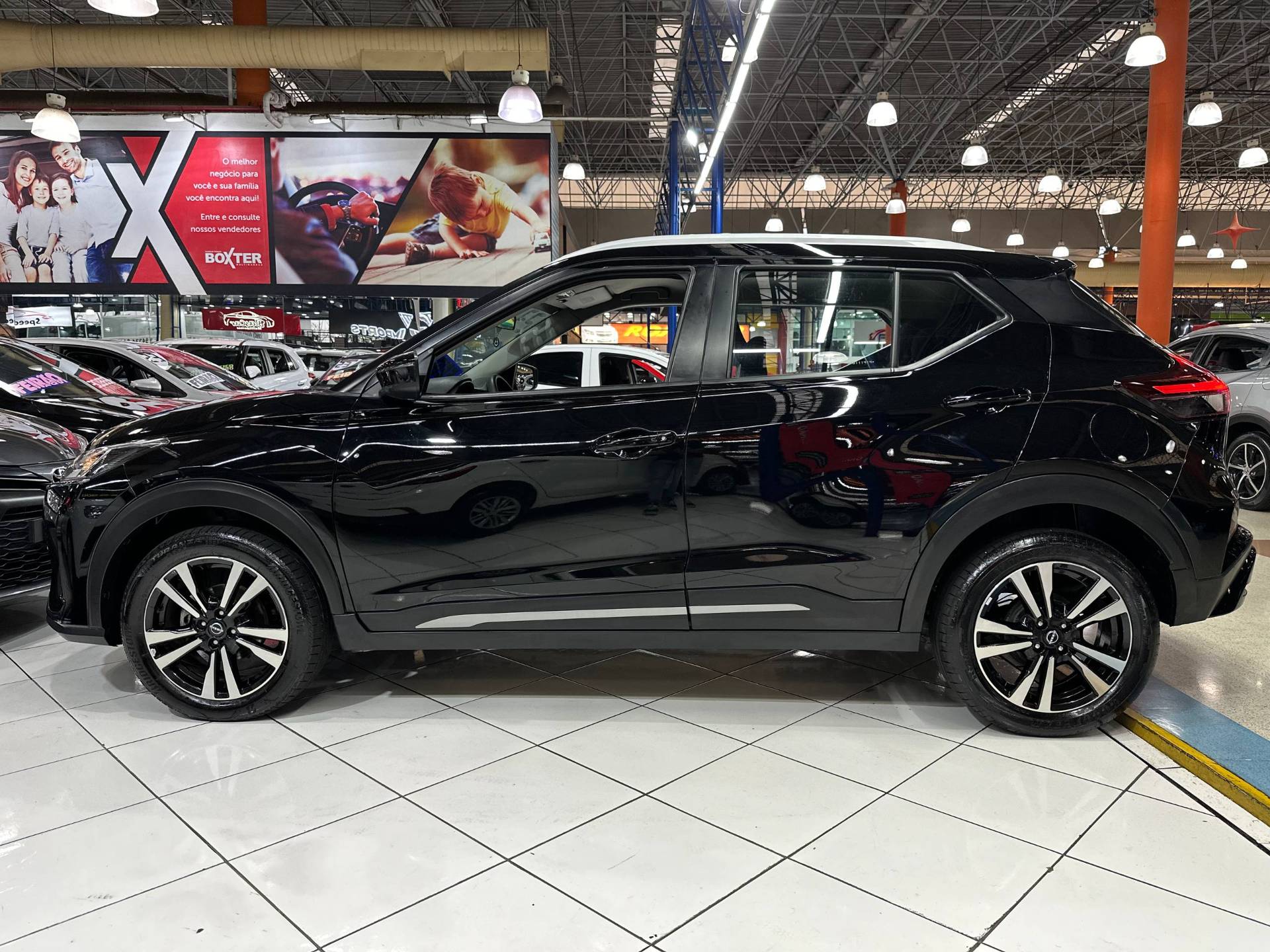 NISSAN KICKS