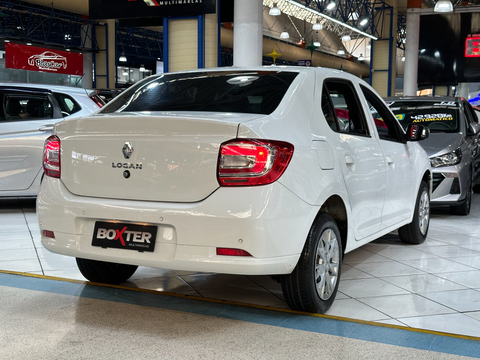 RENAULT LOGAN
