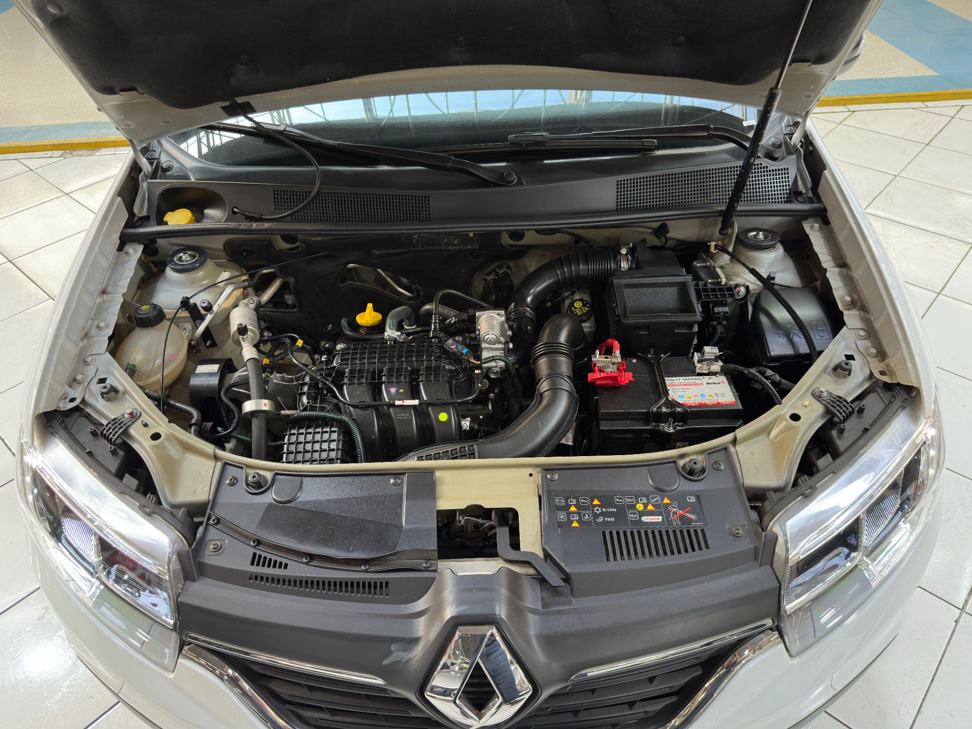 RENAULT LOGAN