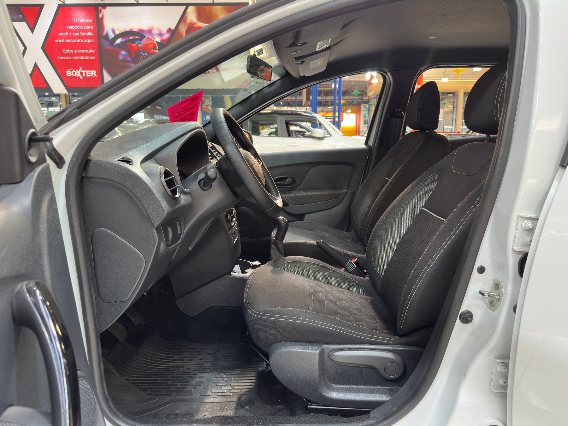 RENAULT LOGAN