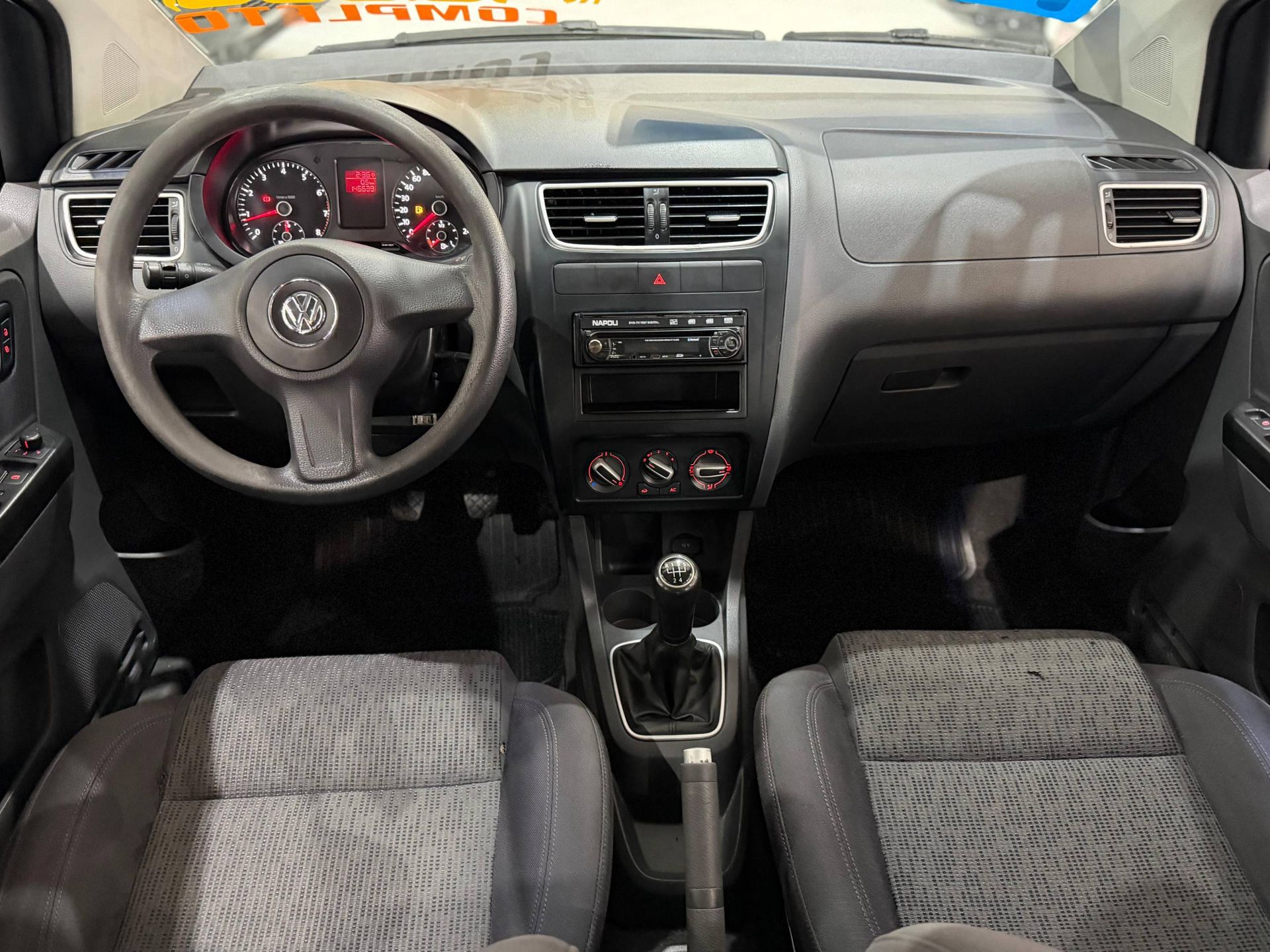 VOLKSWAGEN FOX