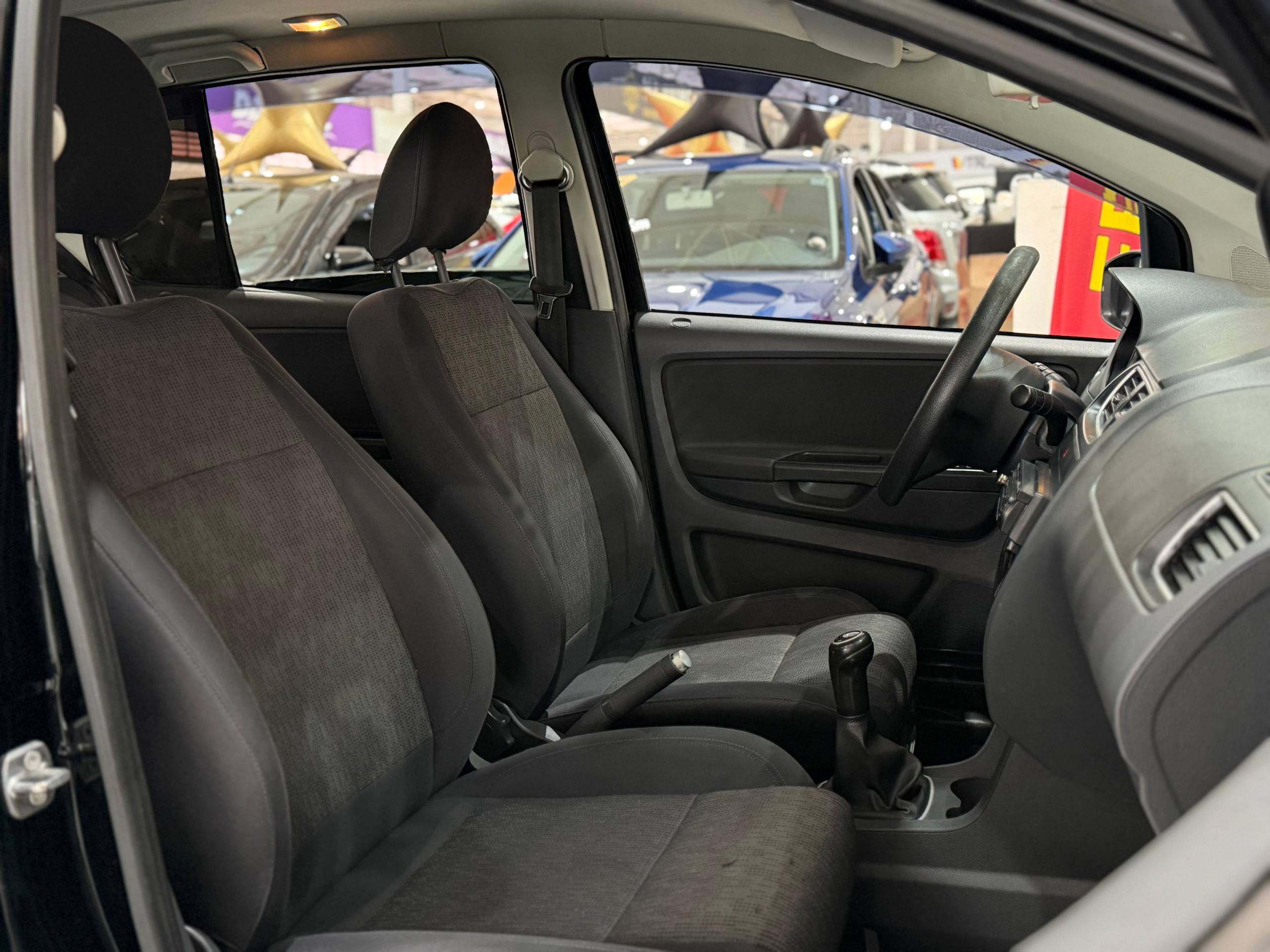 VOLKSWAGEN FOX