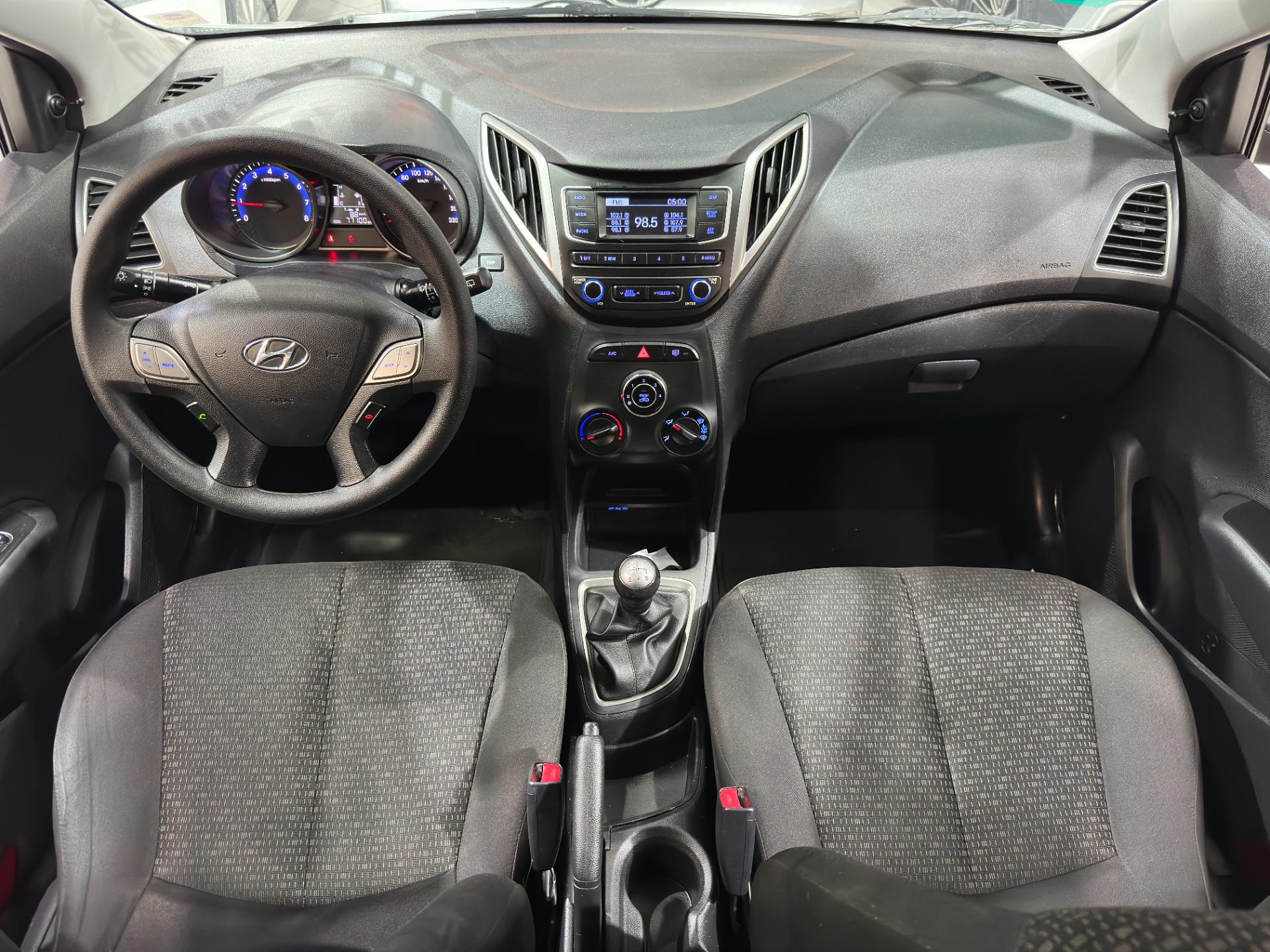 HYUNDAI HB20