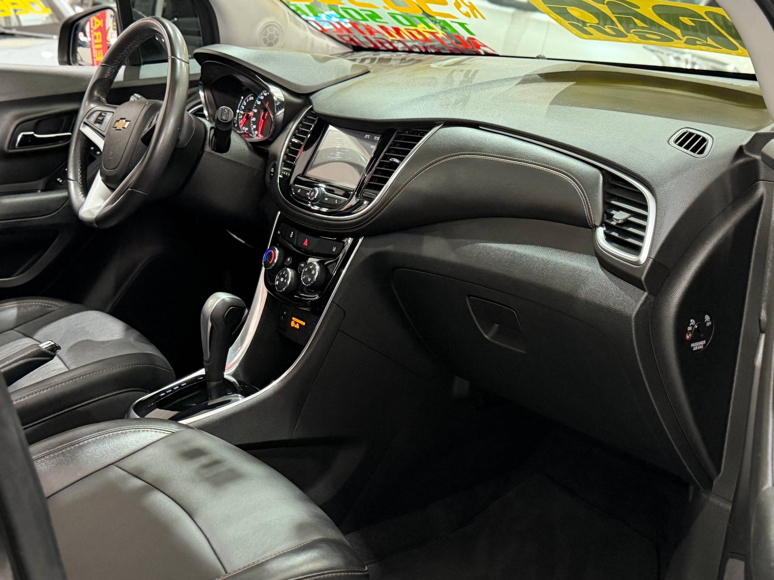 CHEVROLET TRACKER