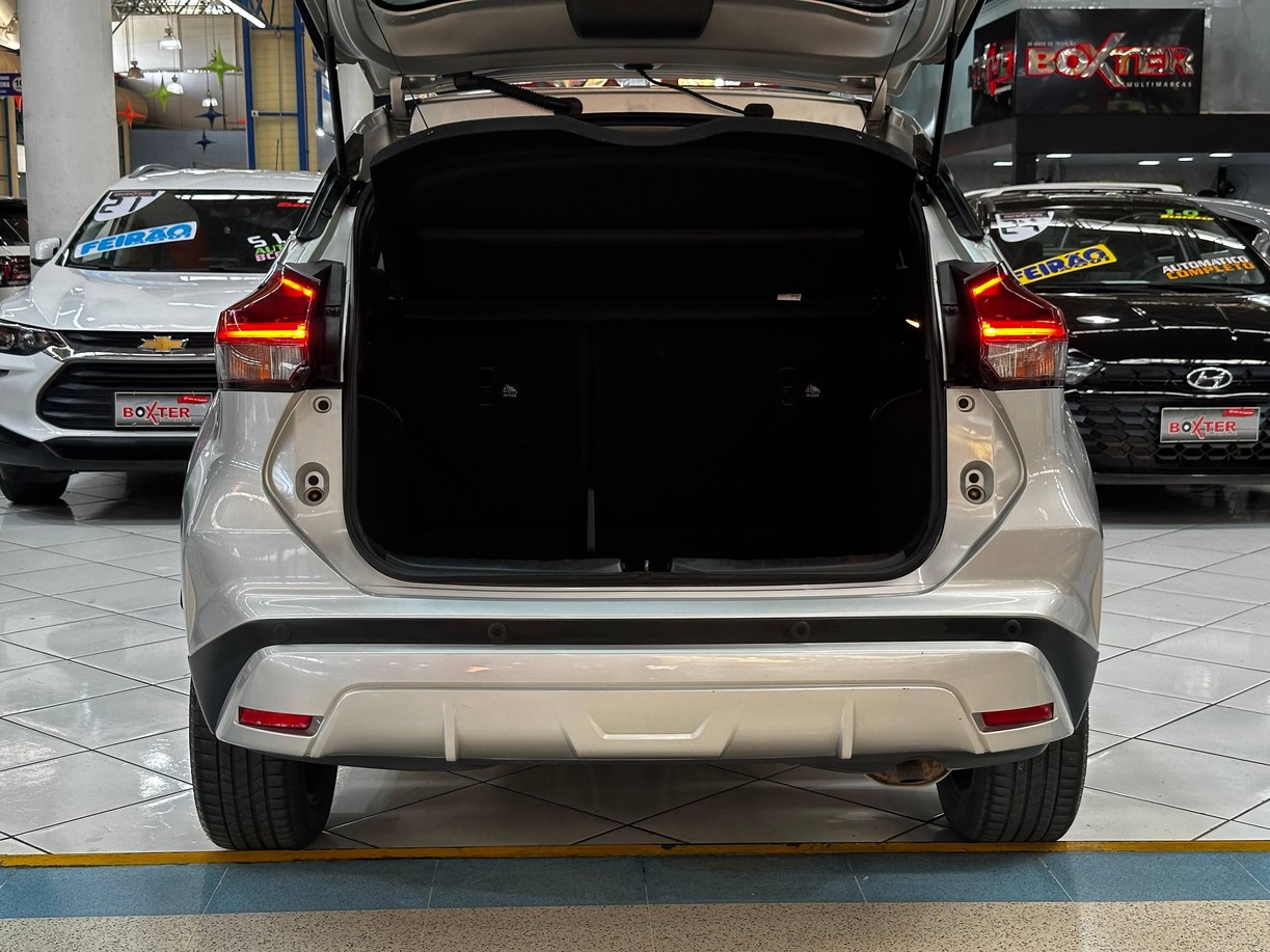 NISSAN KICKS
