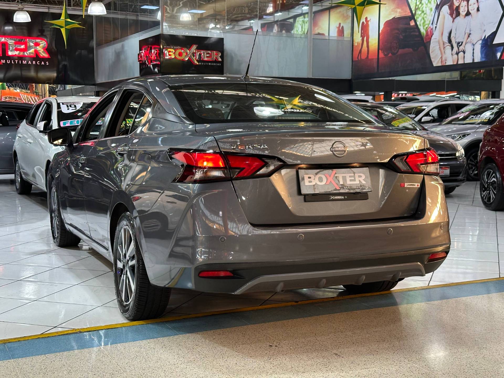 NISSAN VERSA
