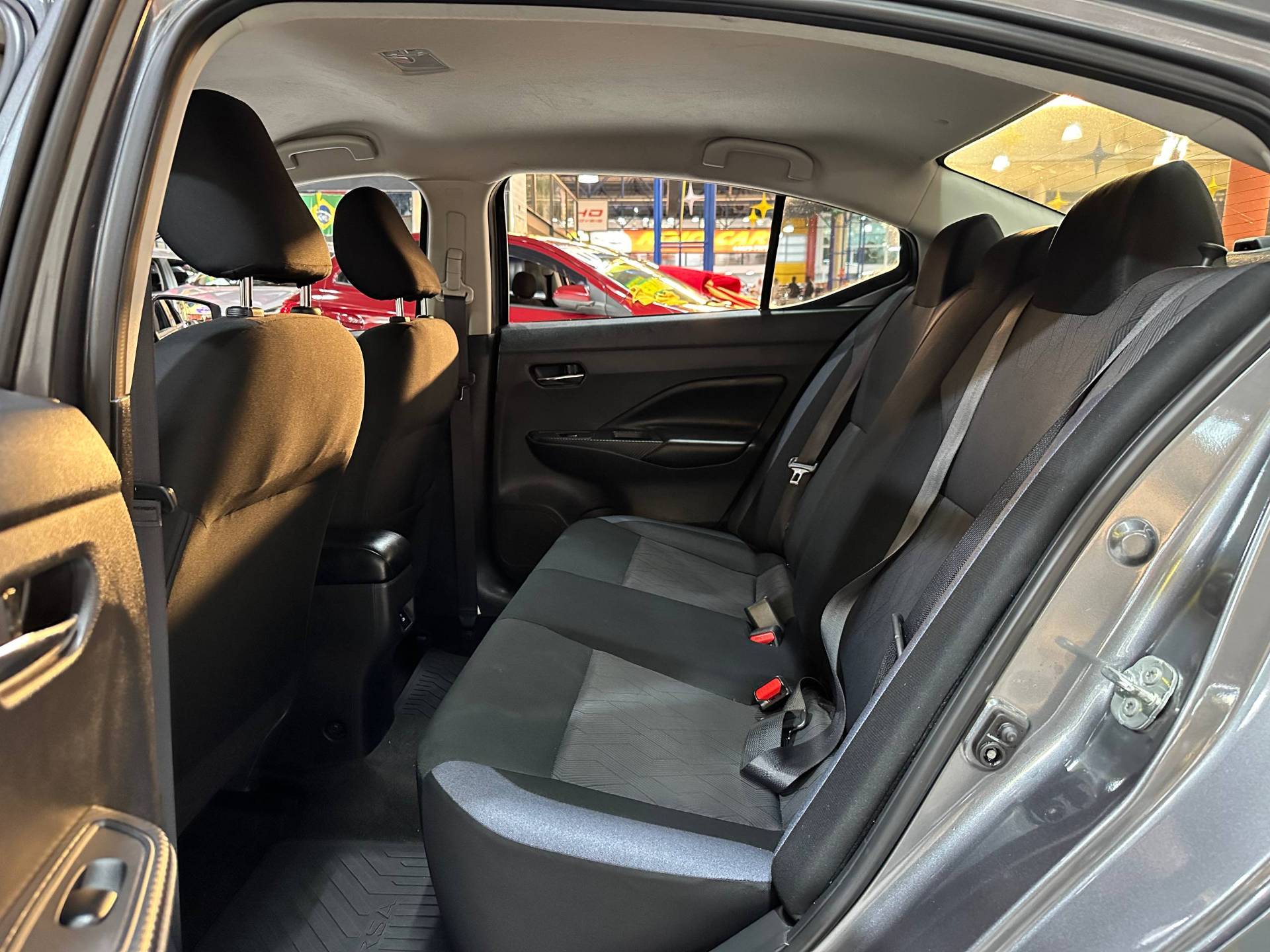 NISSAN VERSA