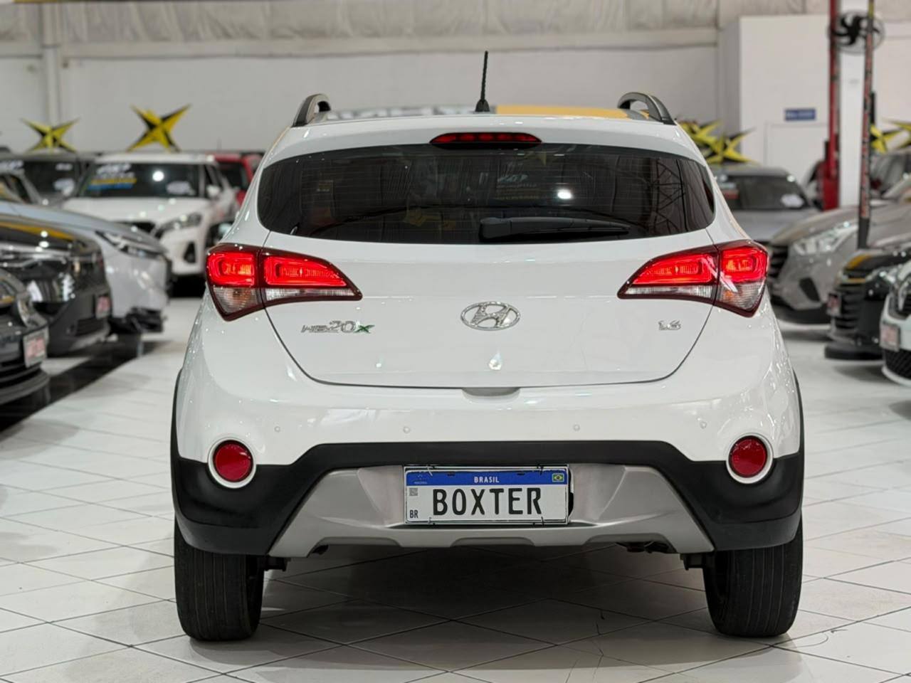 HYUNDAI HB20X