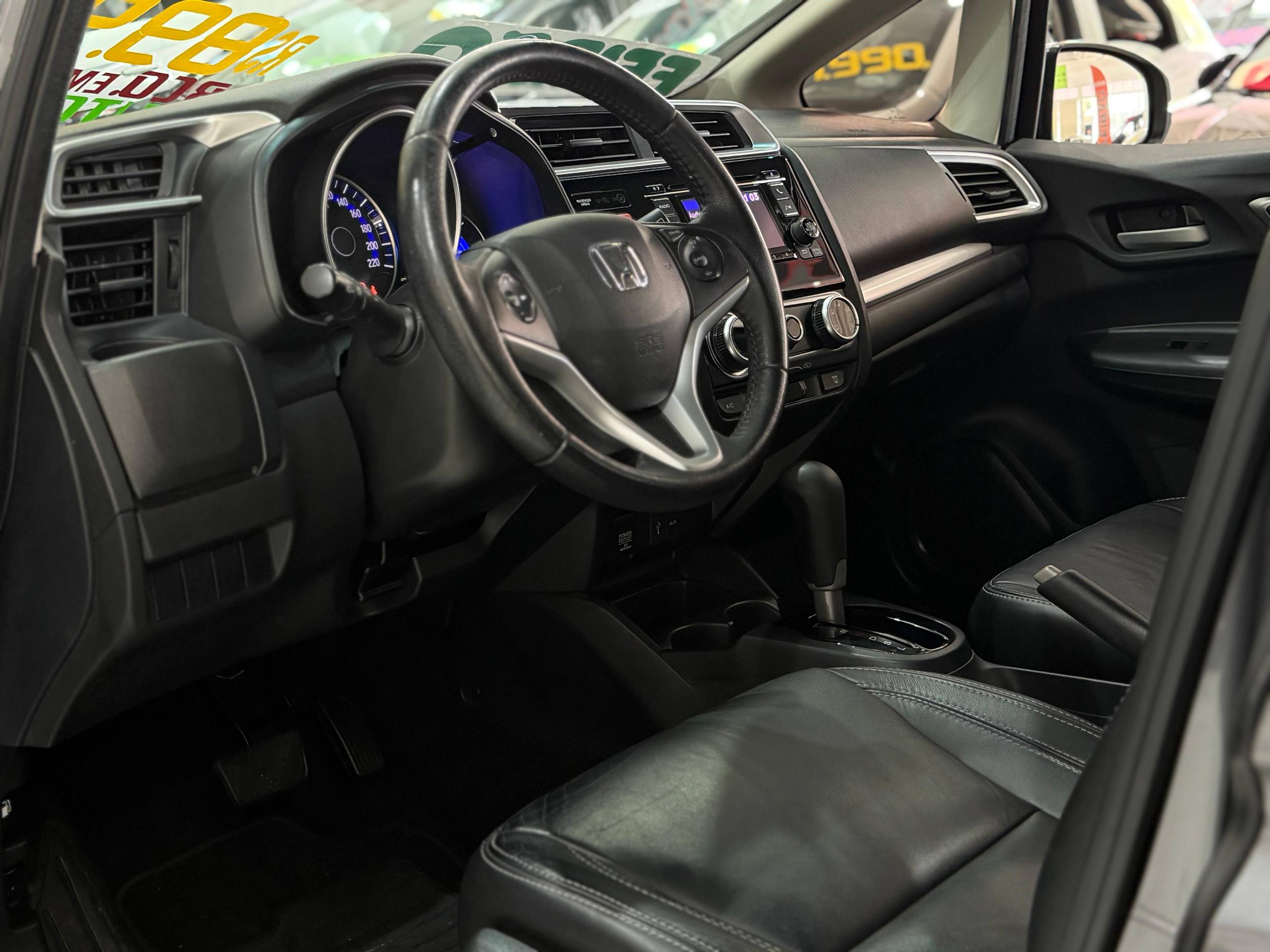 HONDA WR-V