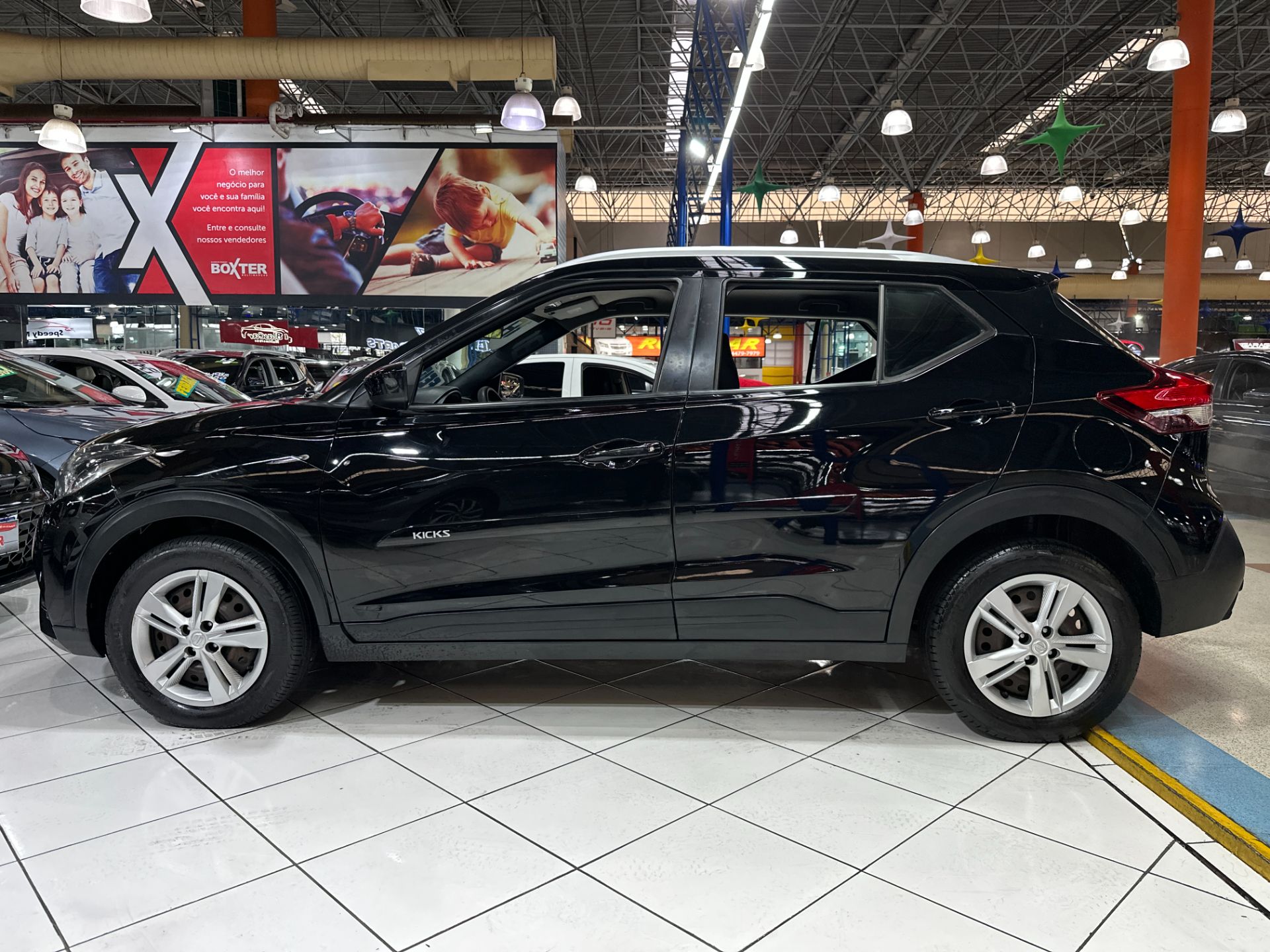 NISSAN KICKS
