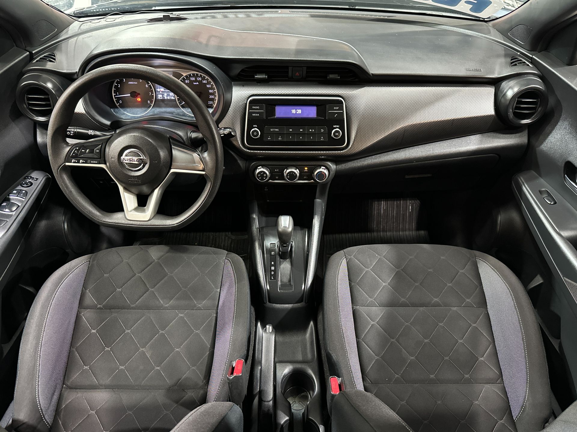 NISSAN KICKS
