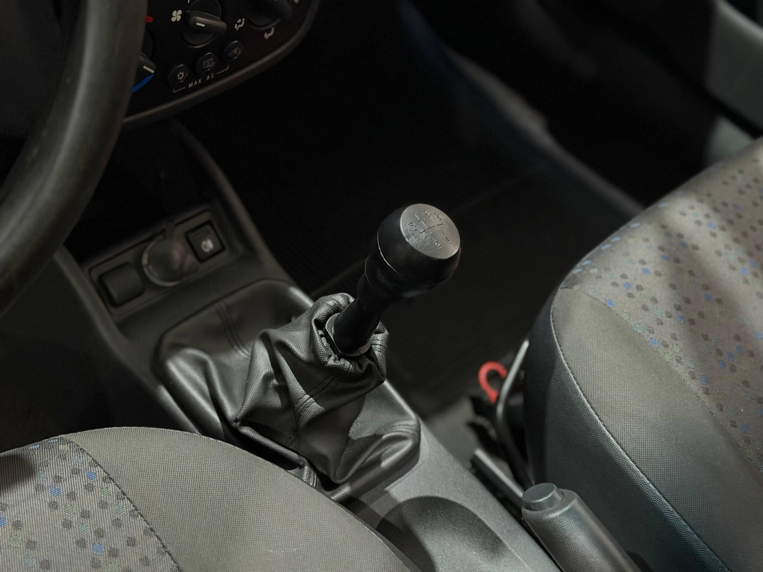 CHEVROLET CORSA