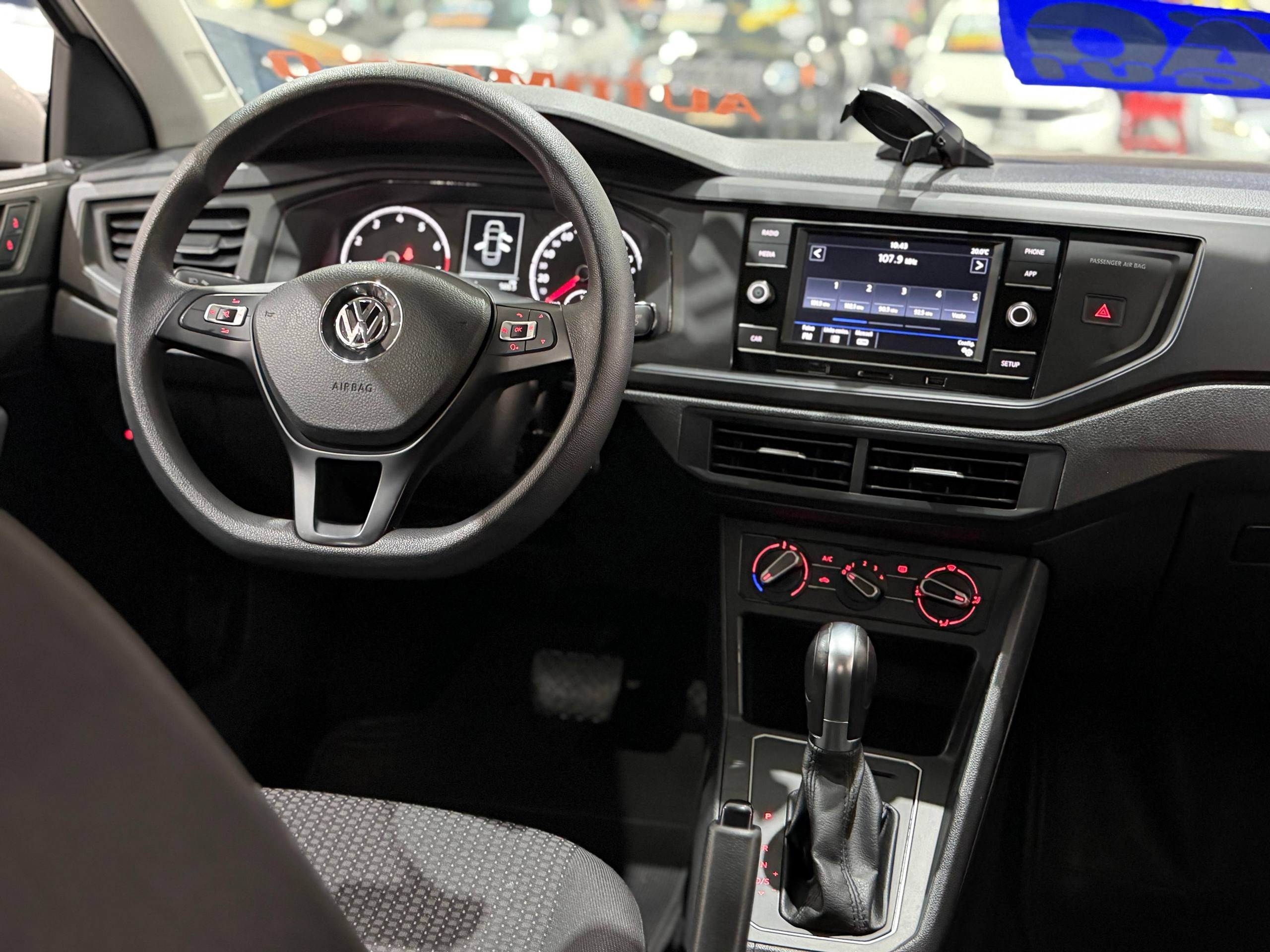 VOLKSWAGEN VIRTUS