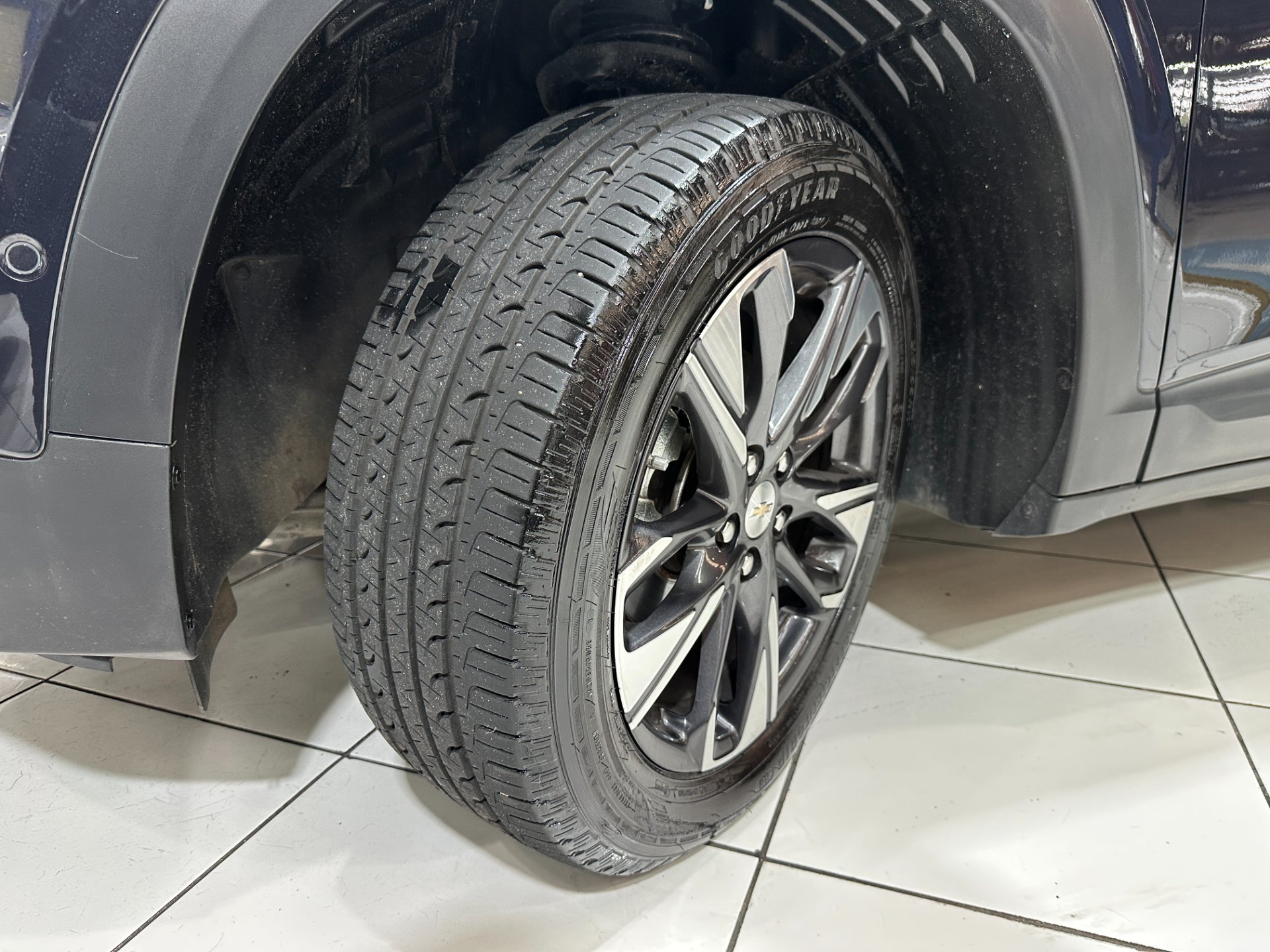 CHEVROLET TRACKER